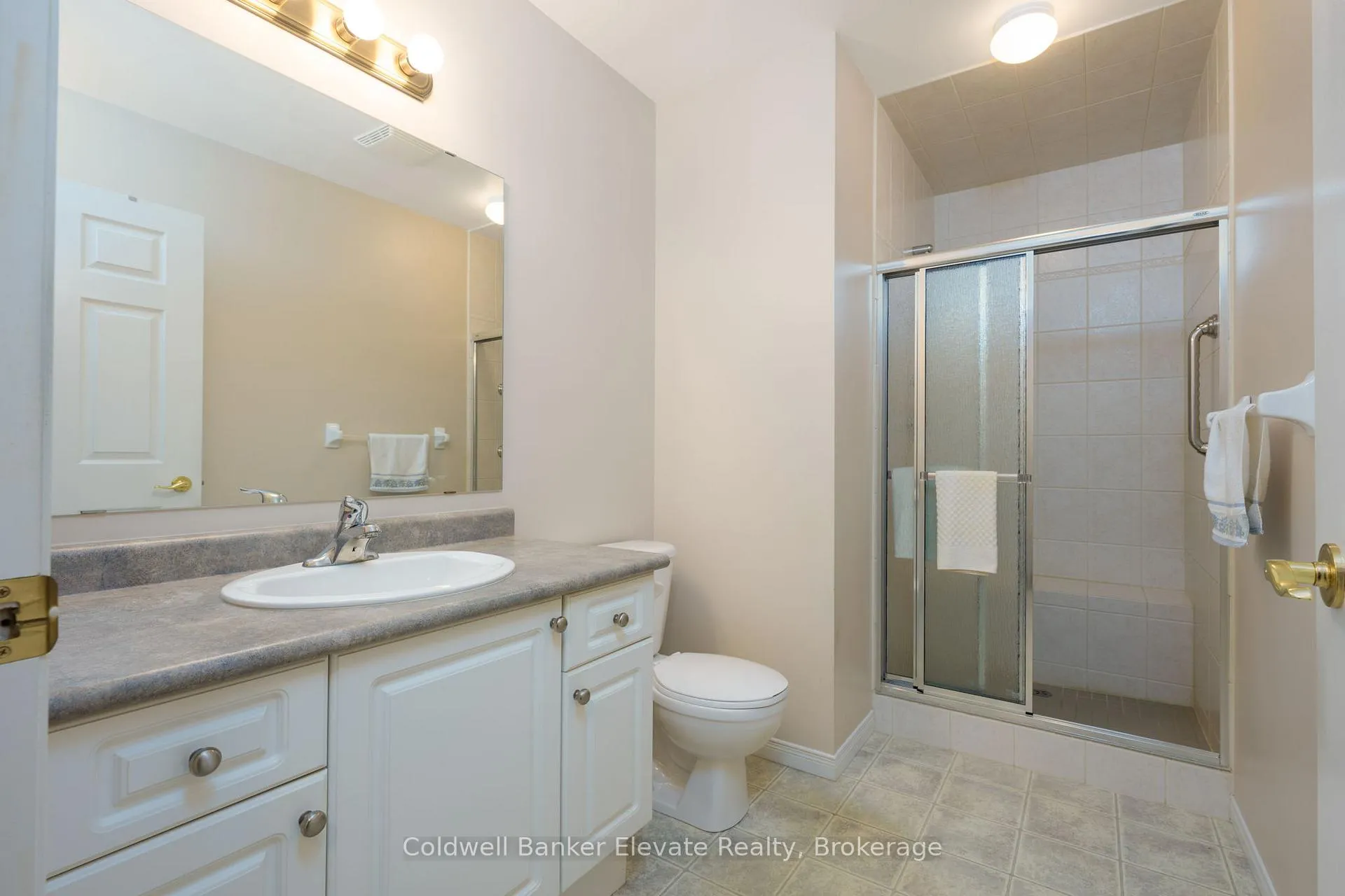 Photo 35 of Unit 10, 2705 Kingsway Drive, Kitchener — HOMEH