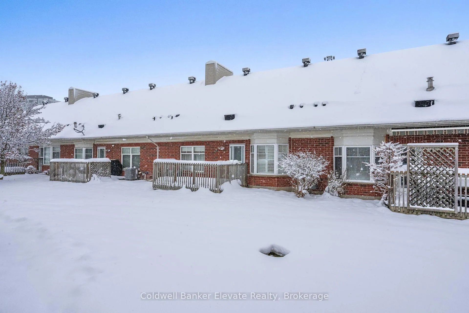 Photo 44 of Unit 10, 2705 Kingsway Drive, Kitchener — HOMEH
