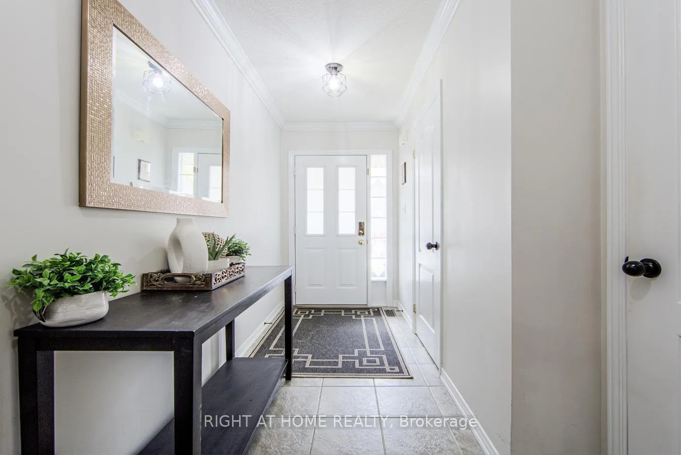 Photo 3 of Unit 27, 7 Southside Place, Hamilton, Mountview — HOMEH