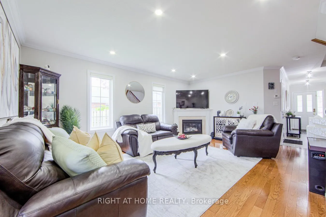 Photo 10 of Unit 27, 7 Southside Place, Hamilton, Mountview — HOMEH