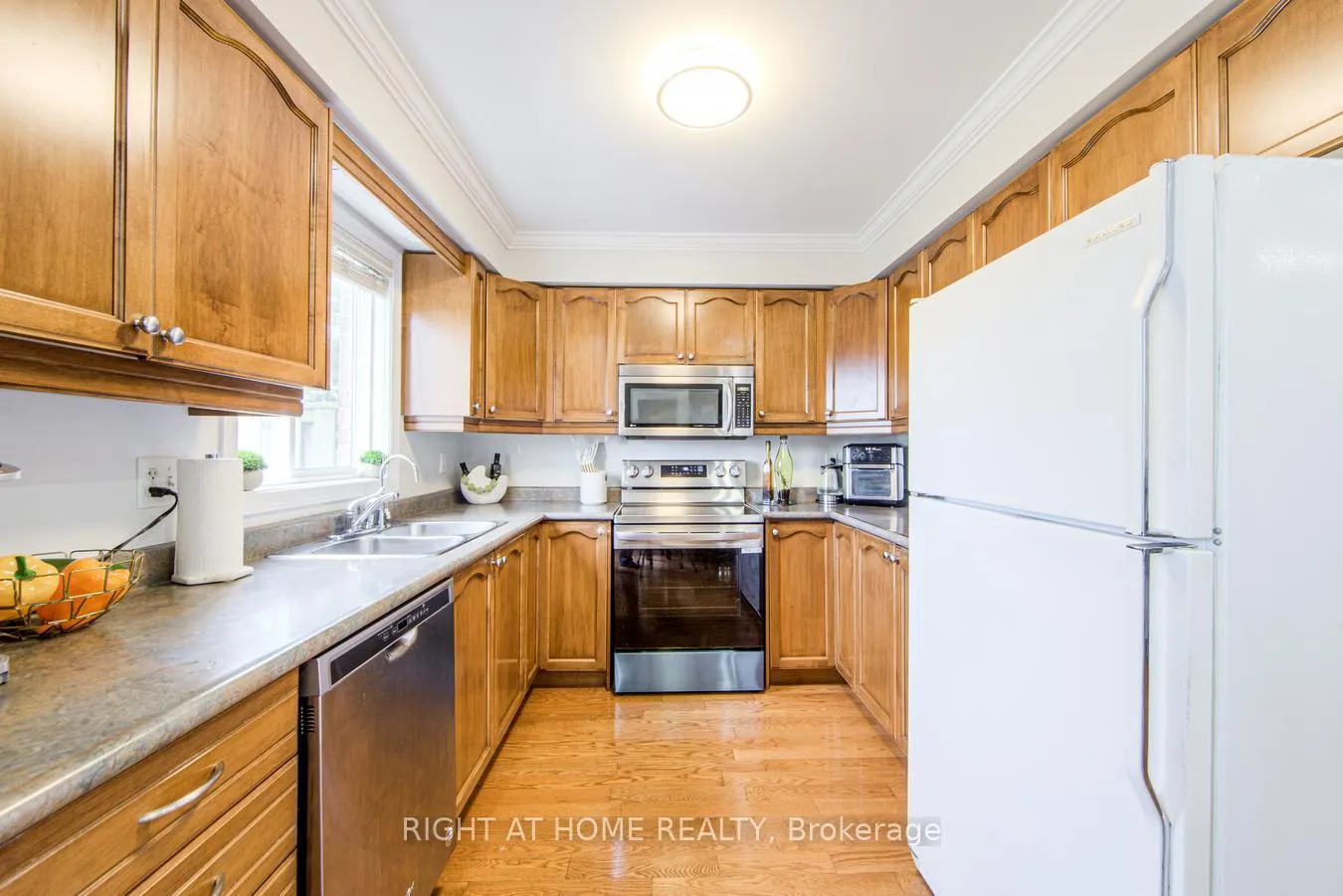 Photo 14 of Unit 27, 7 Southside Place, Hamilton, Mountview — HOMEH
