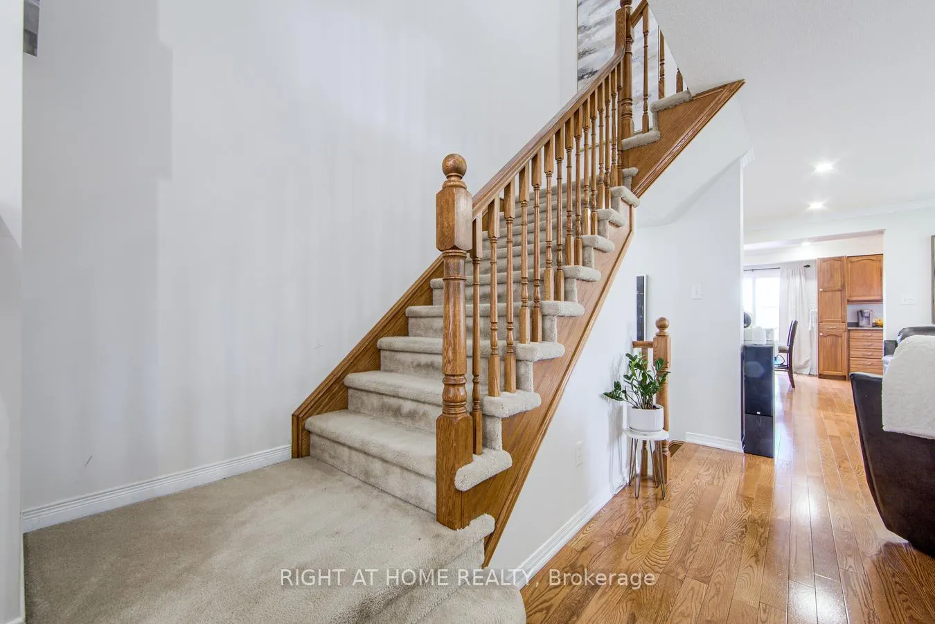 Photo 17 of Unit 27, 7 Southside Place, Hamilton, Mountview — HOMEH