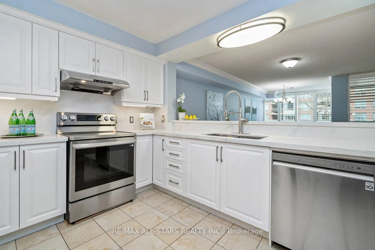 Photo 6 of Unit 110, 55 The Boardwalk Way, Markham, Greensborough — HOMEH