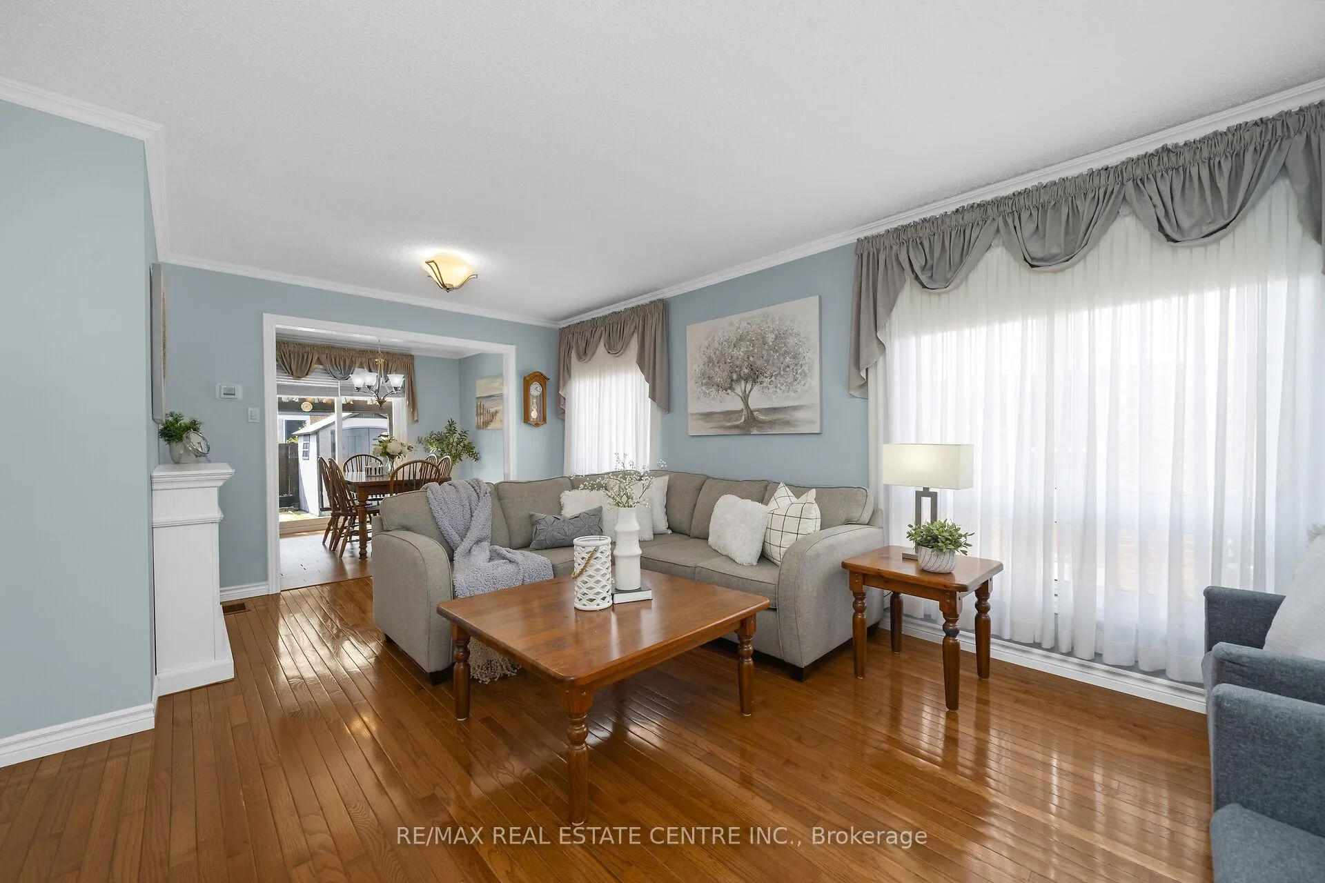 Photo 4 of 466 Vanier Drive, Milton, Bronte Meadows — HOMEH