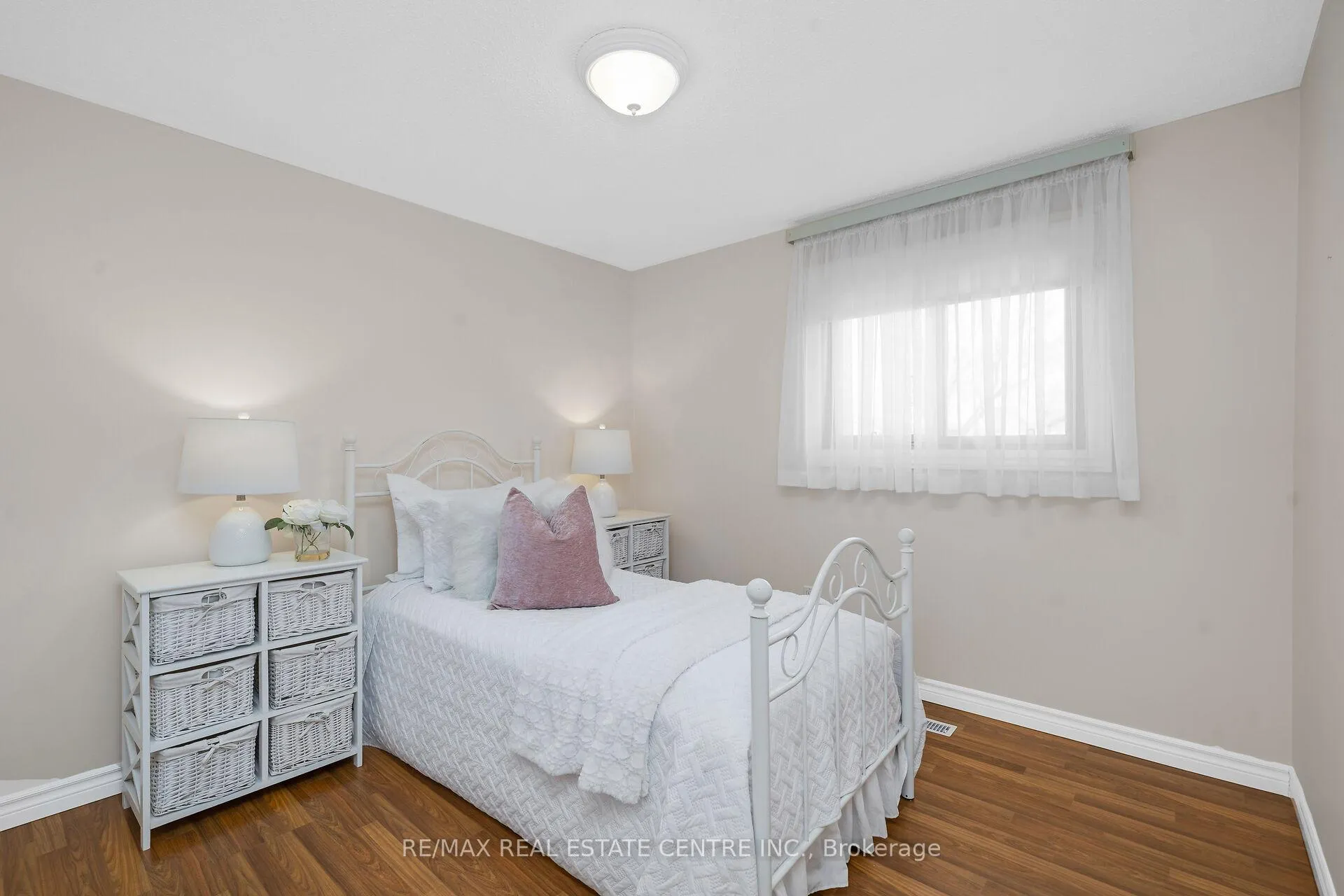 Photo 11 of 466 Vanier Drive, Milton, Bronte Meadows — HOMEH