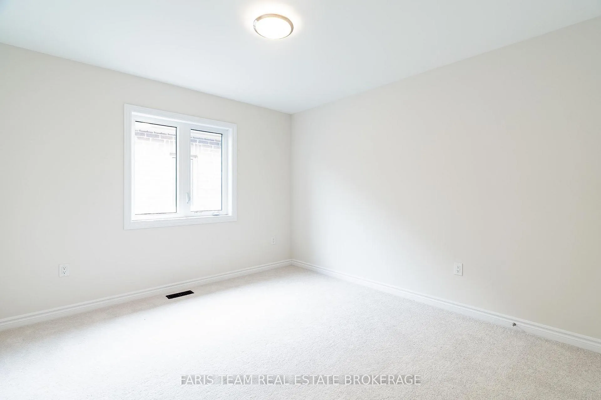 Photo 35 of 1559 Farrow Crescent, Innisfil, Rural Innisfil — HOMEH
