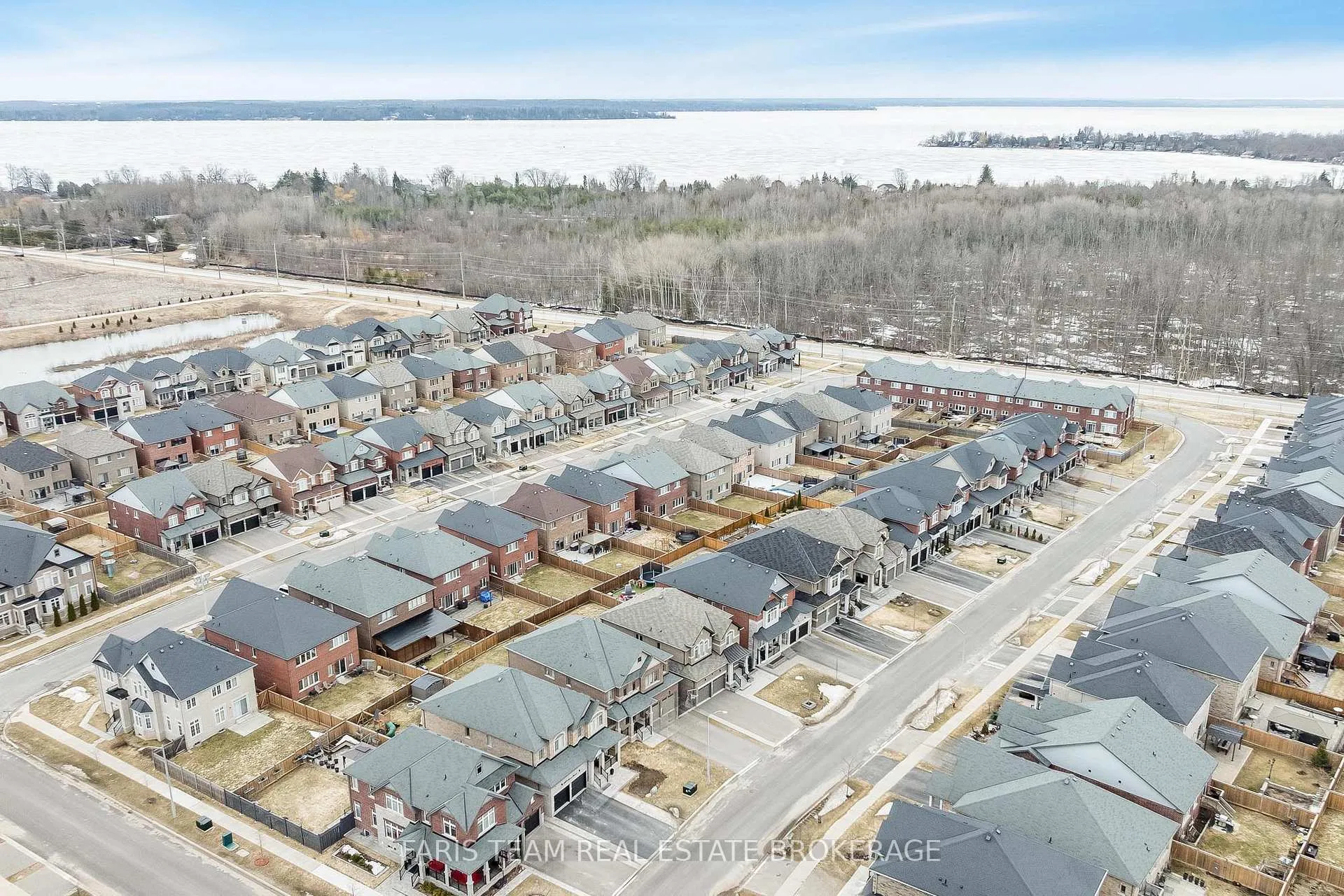 Photo 46 of 1559 Farrow Crescent, Innisfil, Rural Innisfil — HOMEH