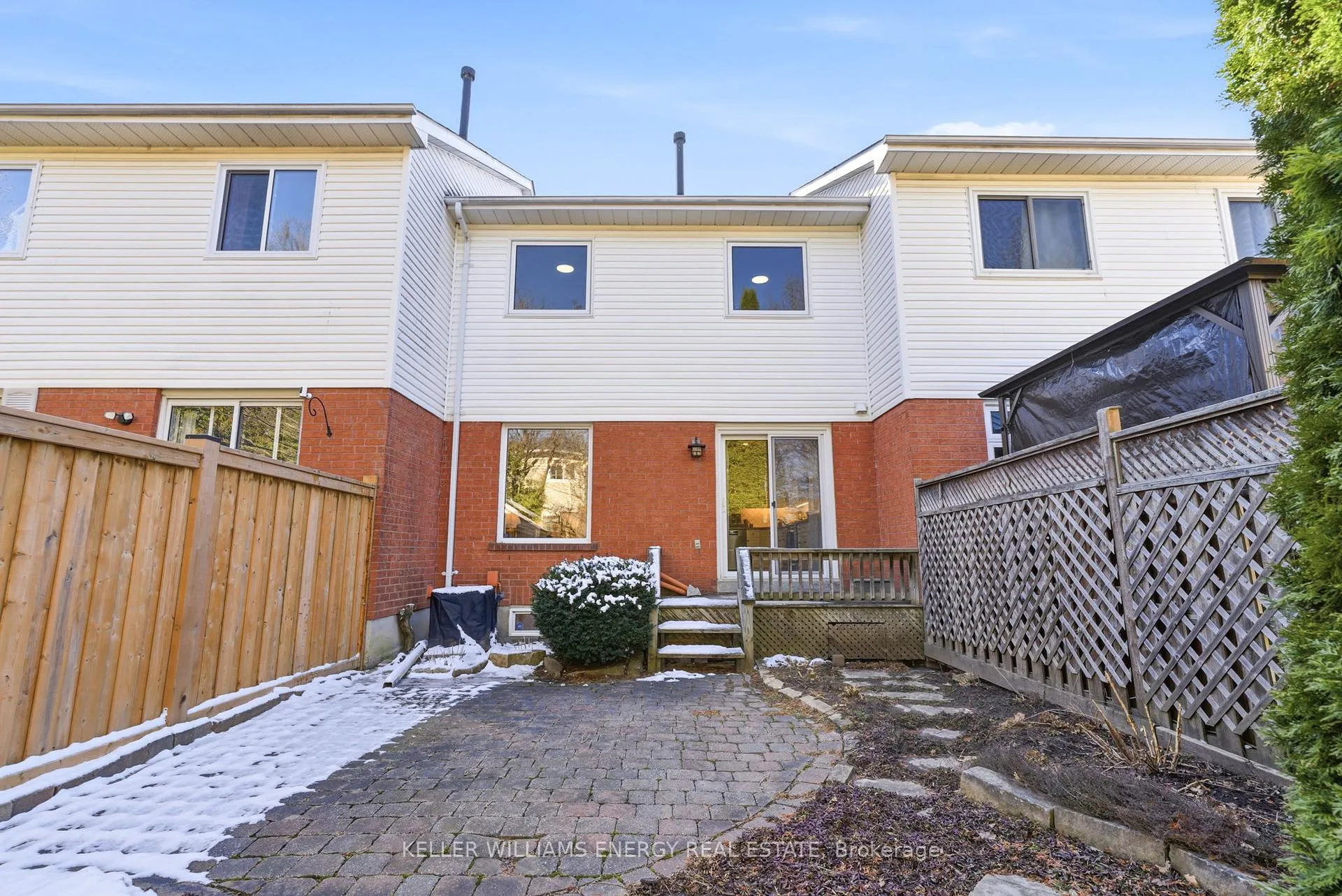 Photo 42 of 55 Cecil Found Crescent, Clarington, Courtice — HOMEH