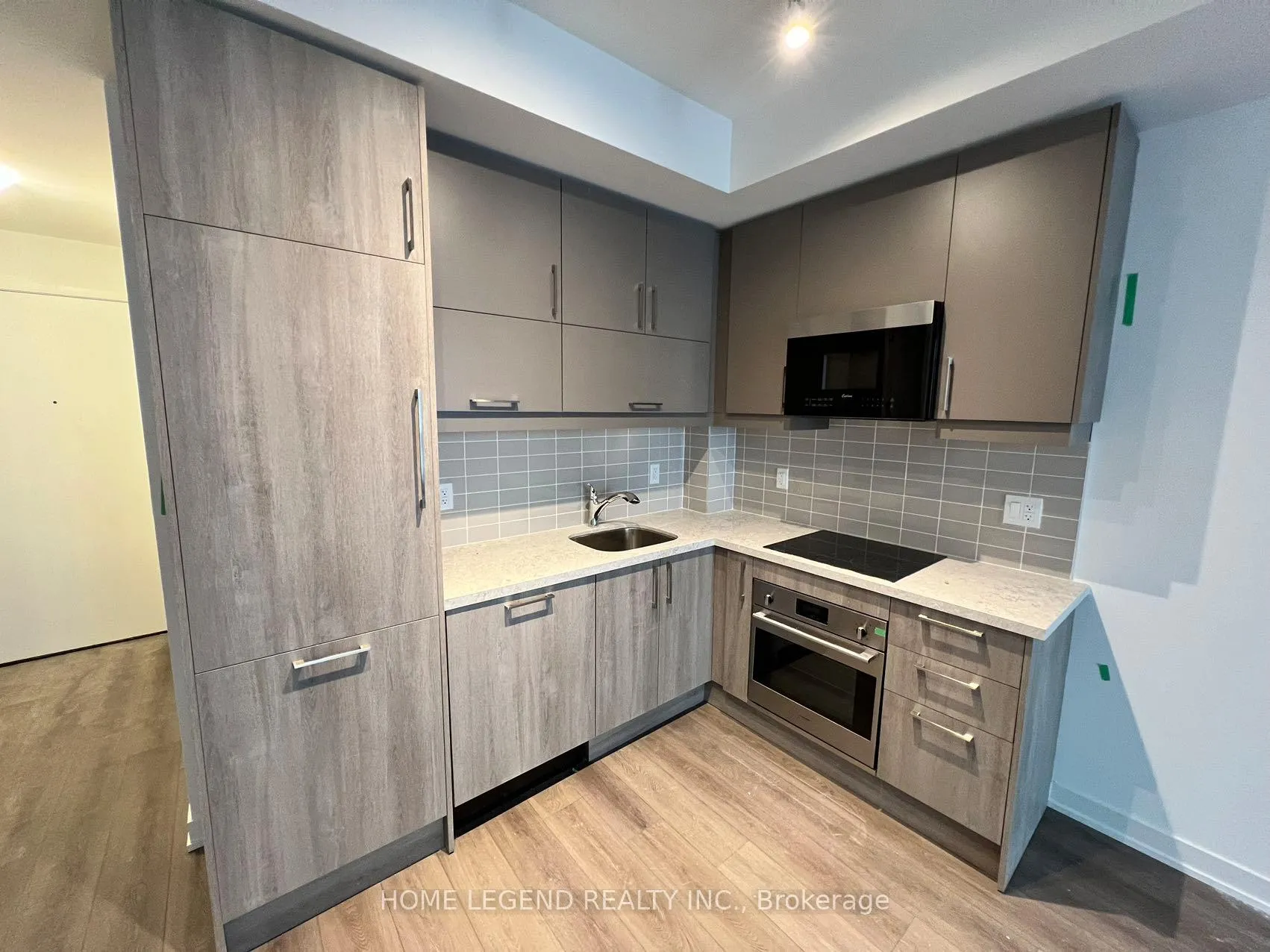 Photo 3 of Unit 715, 38 Simcoe Promenade, Markham, Unionville — HOMEH