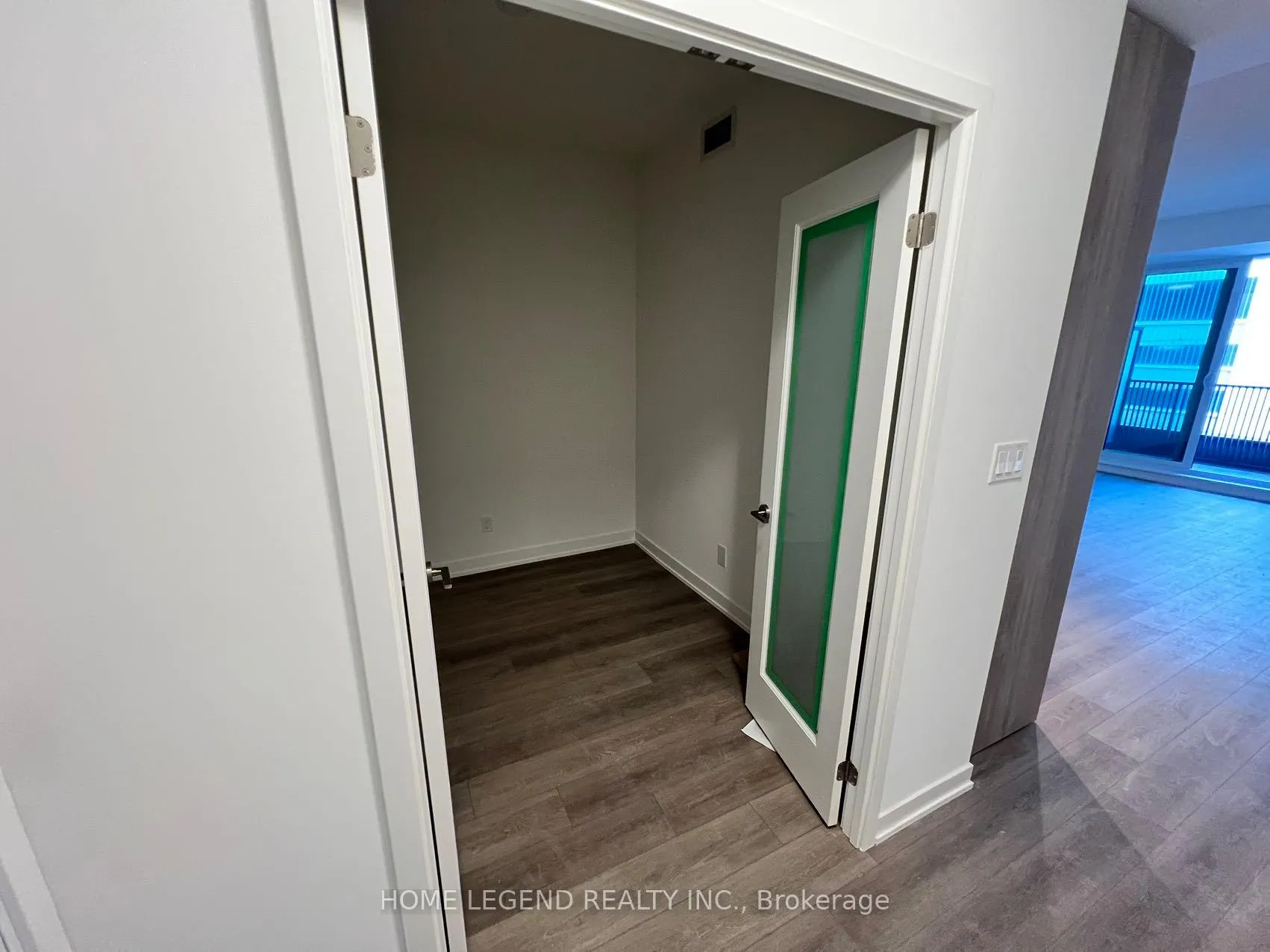 Photo 6 of Unit 715, 38 Simcoe Promenade, Markham, Unionville — HOMEH