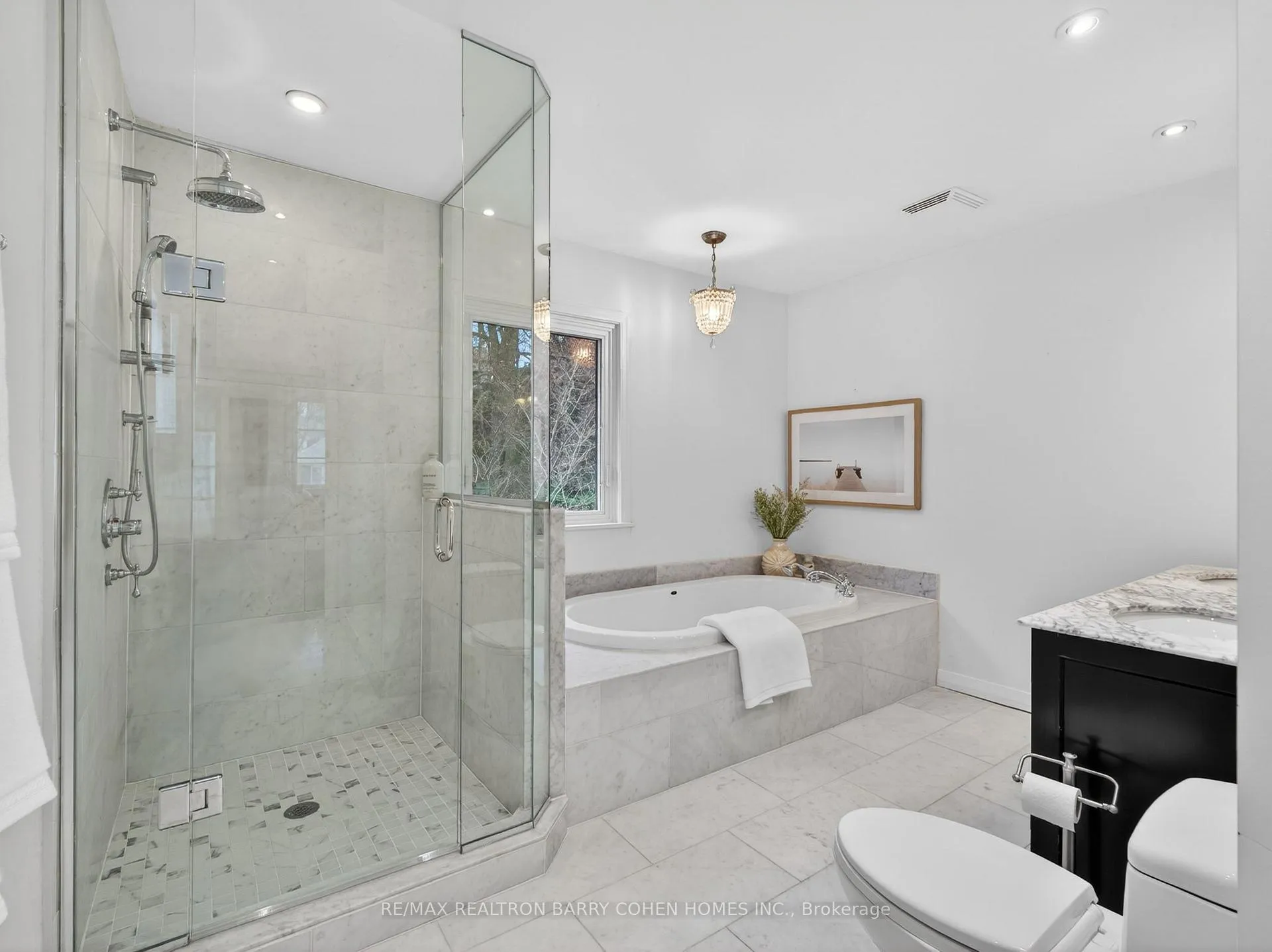Photo 15 of 612 Vesta Drive, Toronto, Forest Hill North — HOMEH