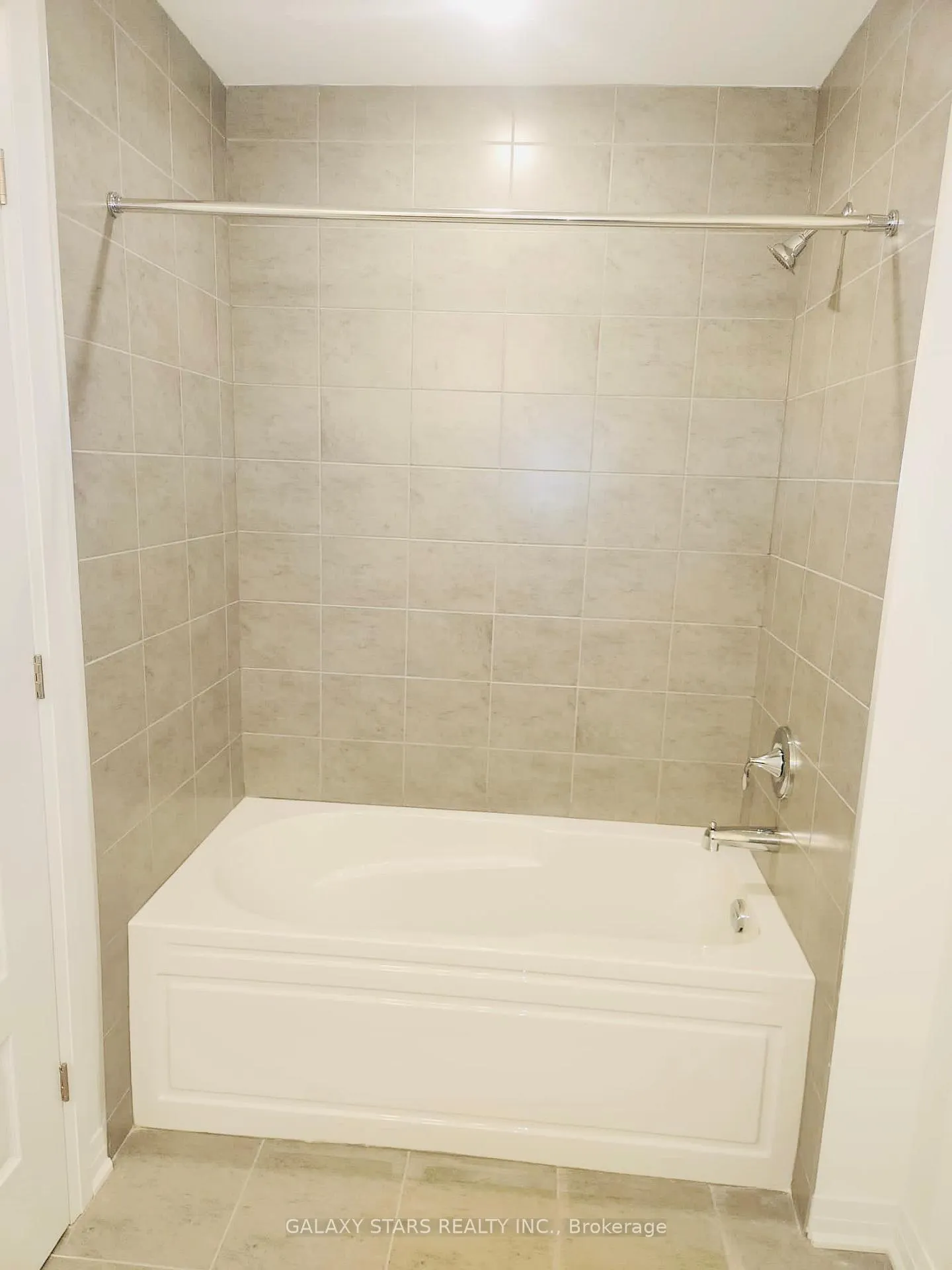 Photo 8 of Unit 210, 470 Gordon Krantz Avenue, Milton, Walker — HOMEH