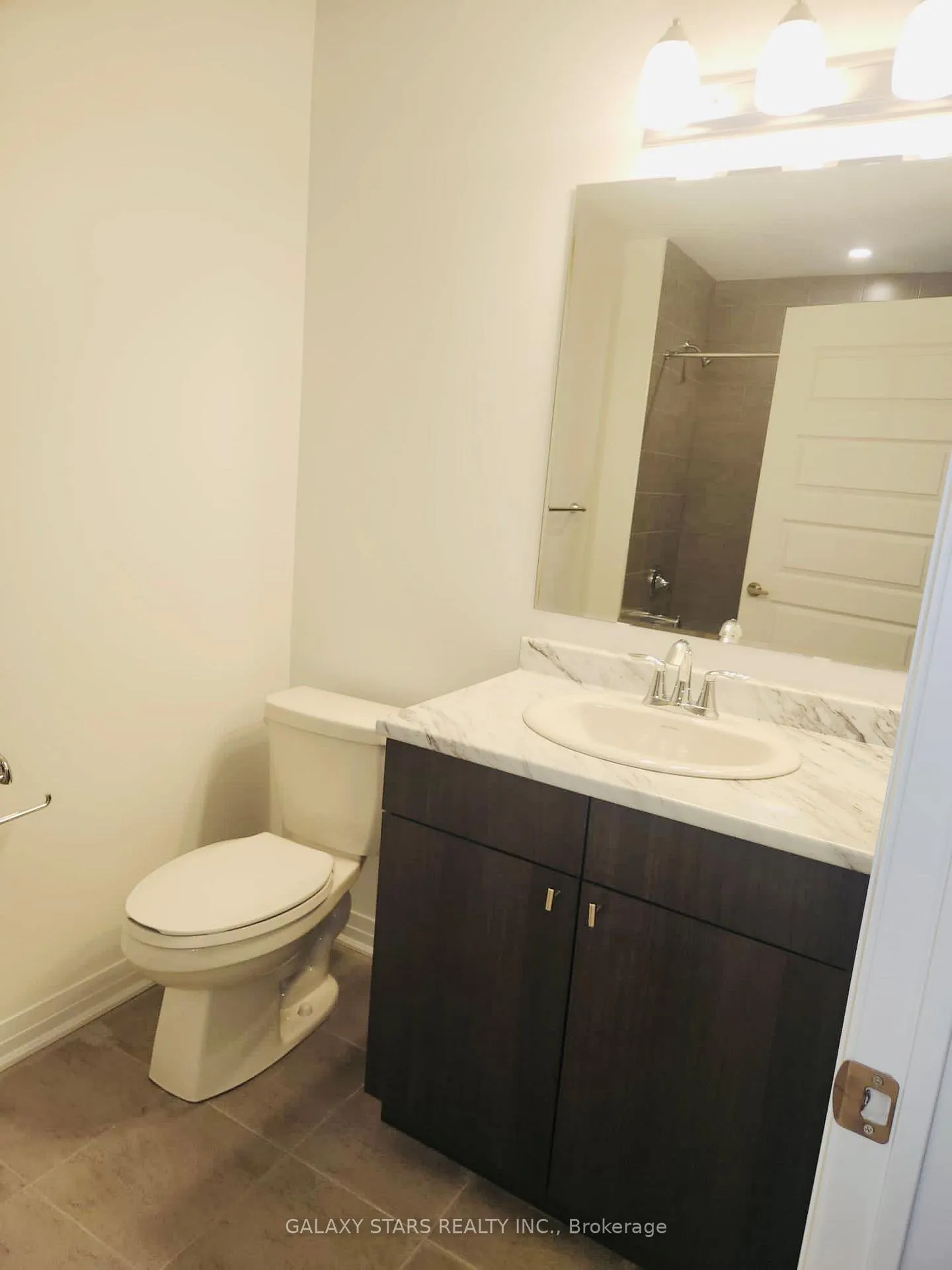 Photo 9 of Unit 210, 470 Gordon Krantz Avenue, Milton, Walker — HOMEH