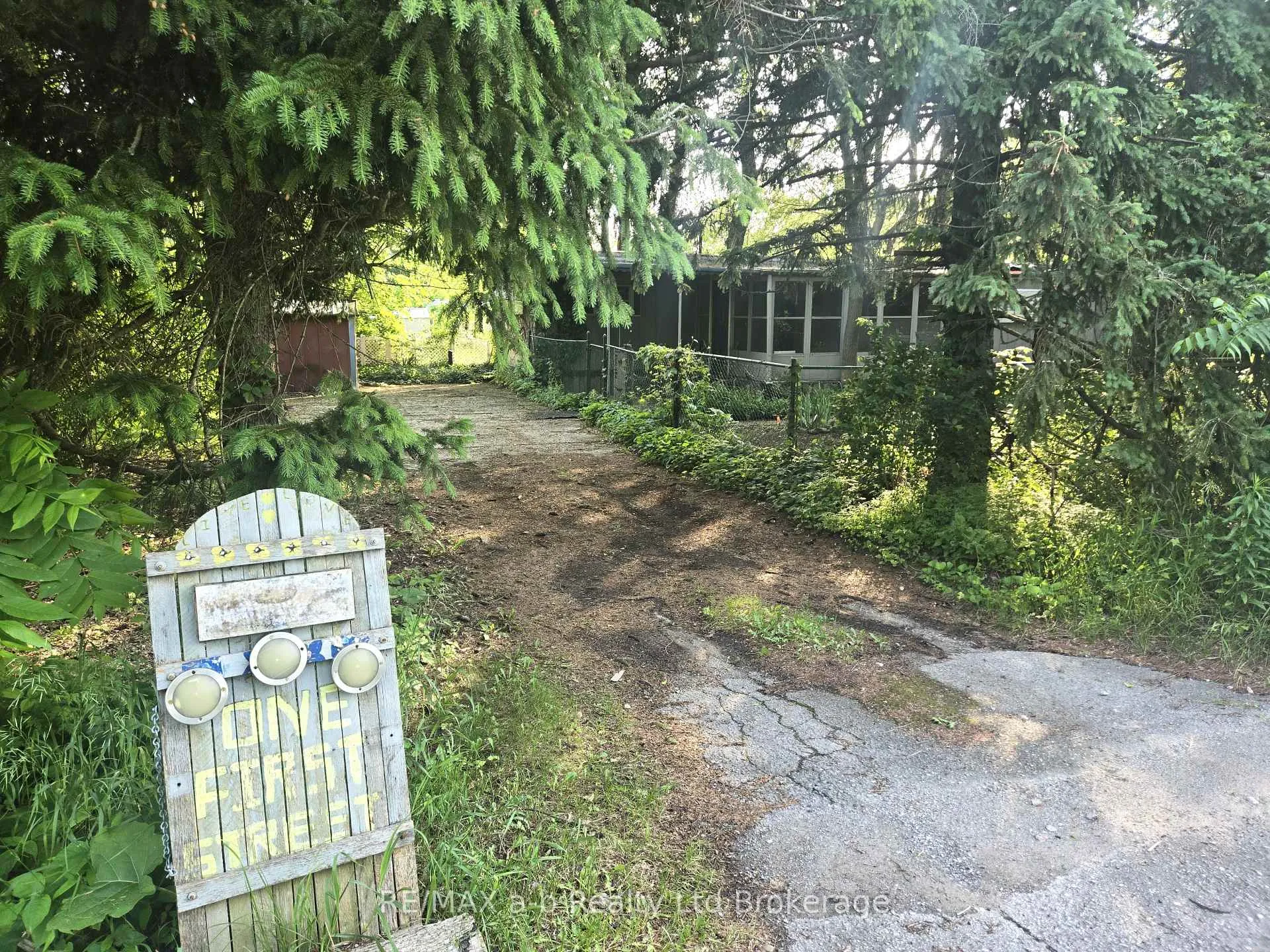 Photo 2 of 1 First Street, Norfolk, Courtland — HOMEH