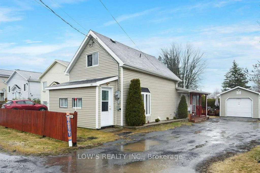 Photo 2 of 123 Pendleton Street, Champlain, Vankleek Hill — HOMEH