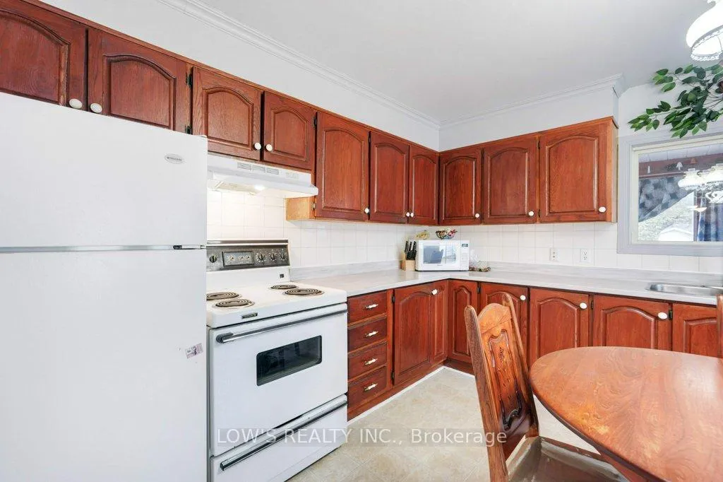 Photo 7 of 123 Pendleton Street, Champlain, Vankleek Hill — HOMEH