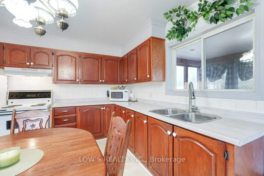 Photo 9 of 123 Pendleton Street, Champlain, Vankleek Hill — HOMEH