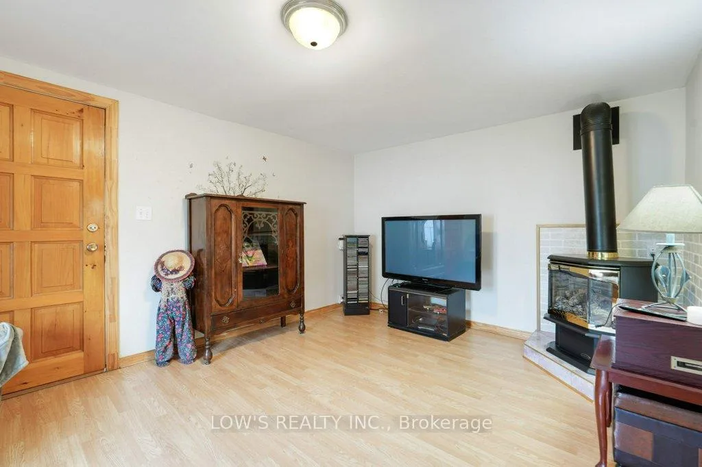 Photo 15 of 123 Pendleton Street, Champlain, Vankleek Hill — HOMEH