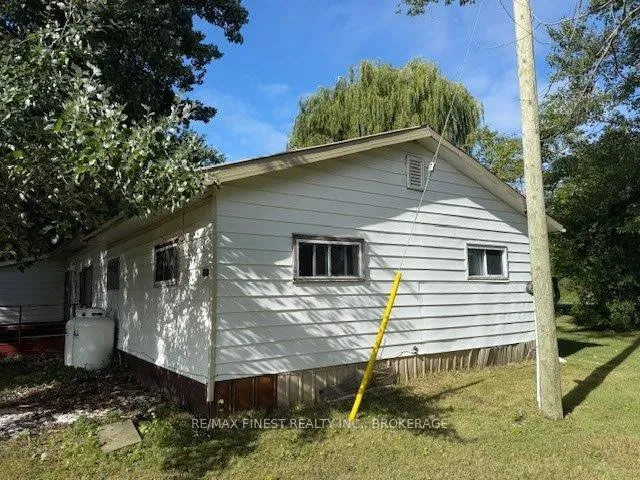 Photo 19 of 1623 Road 96, Frontenac Islands, The Islands — HOMEH