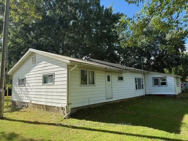 Photo 20 of 1623 Road 96, Frontenac Islands, The Islands — HOMEH