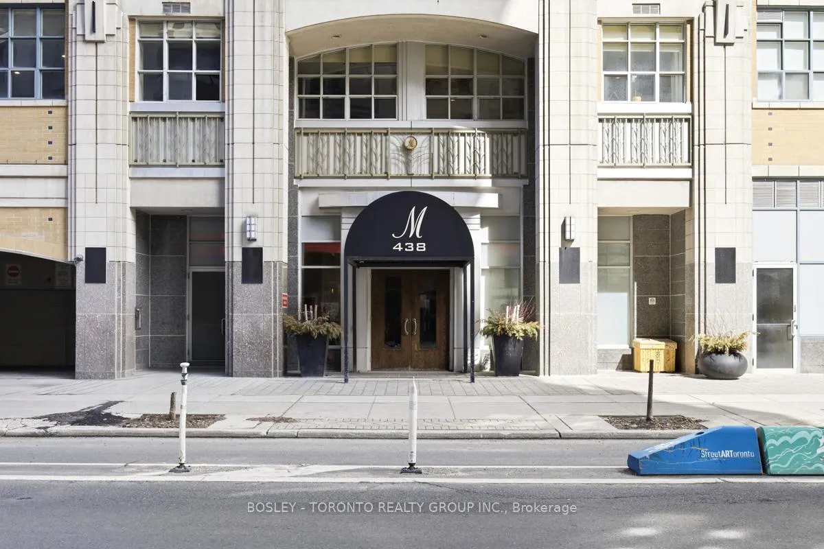 Photo 2 of Unit 902, 438 Richmond Street W, Toronto, Waterfront Communities — HOMEH