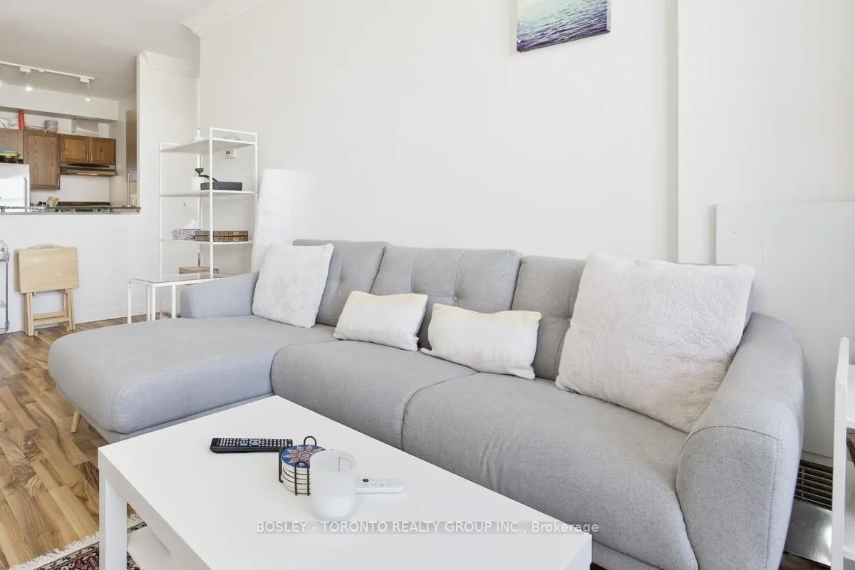 Photo 9 of Unit 902, 438 Richmond Street W, Toronto, Waterfront Communities — HOMEH