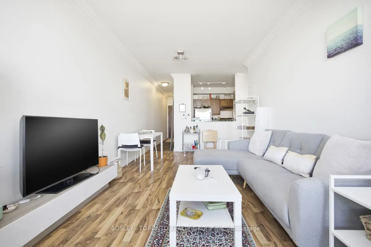 Photo 12 of Unit 902, 438 Richmond Street W, Toronto, Waterfront Communities — HOMEH