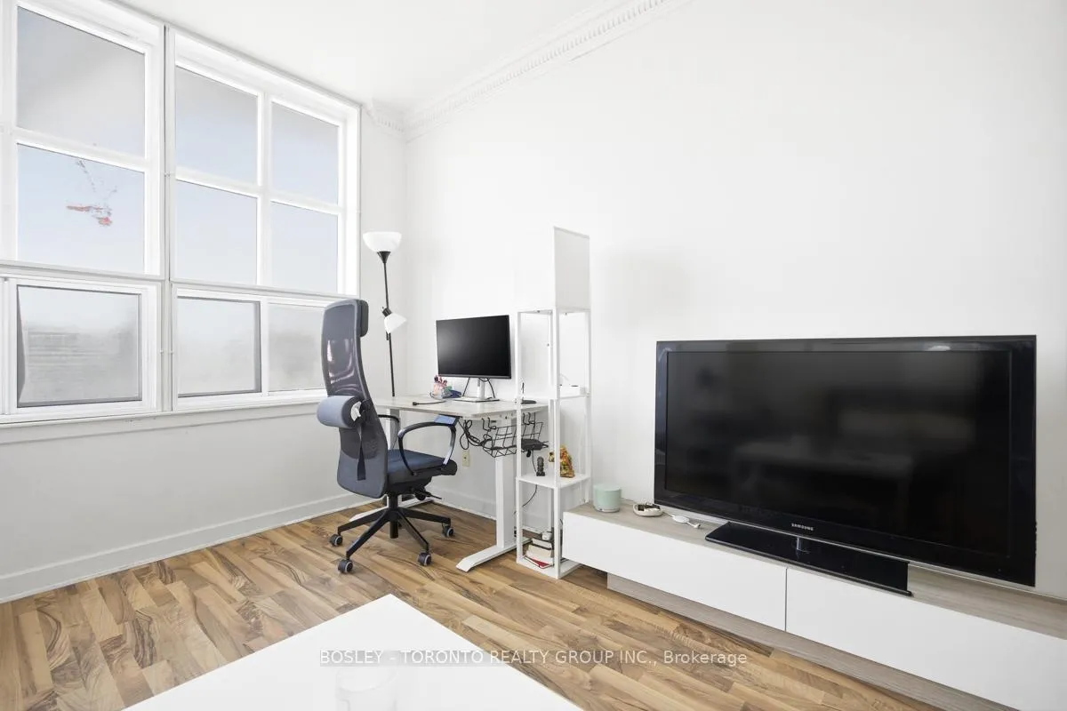 Photo 14 of Unit 902, 438 Richmond Street W, Toronto, Waterfront Communities — HOMEH
