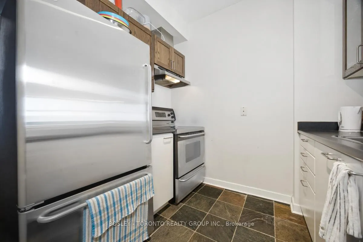 Photo 18 of Unit 902, 438 Richmond Street W, Toronto, Waterfront Communities — HOMEH