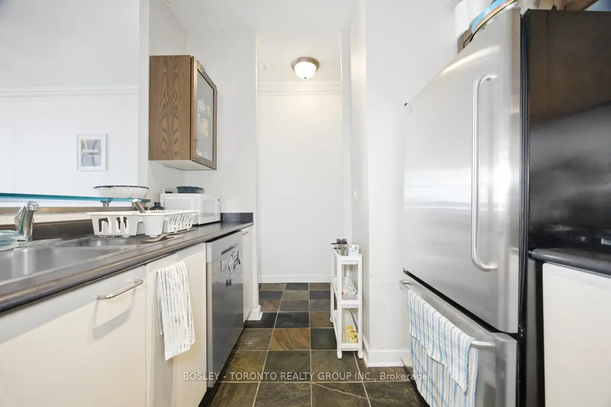 Photo 20 of Unit 902, 438 Richmond Street W, Toronto, Waterfront Communities — HOMEH