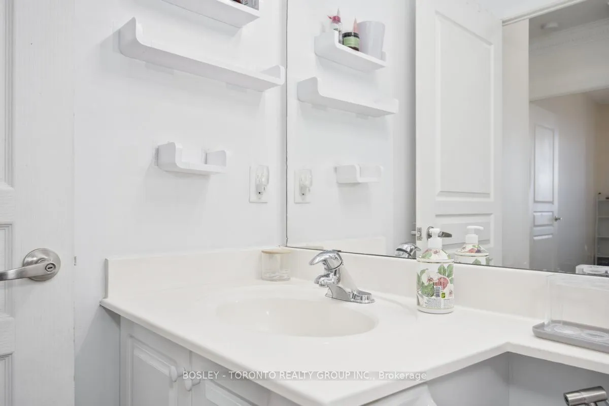 Photo 29 of Unit 902, 438 Richmond Street W, Toronto, Waterfront Communities — HOMEH
