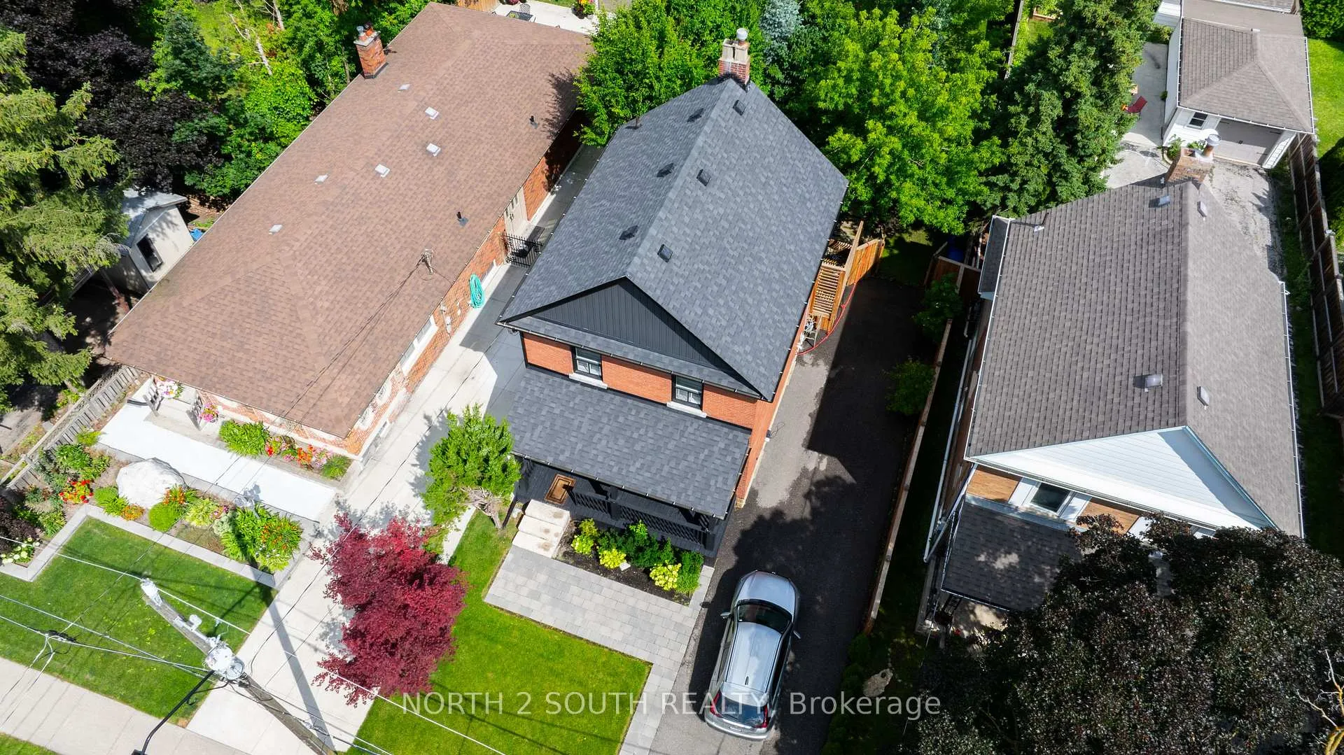 Photo 3 of 24 Abell Avenue, Vaughan, West Woodbridge — HOMEH