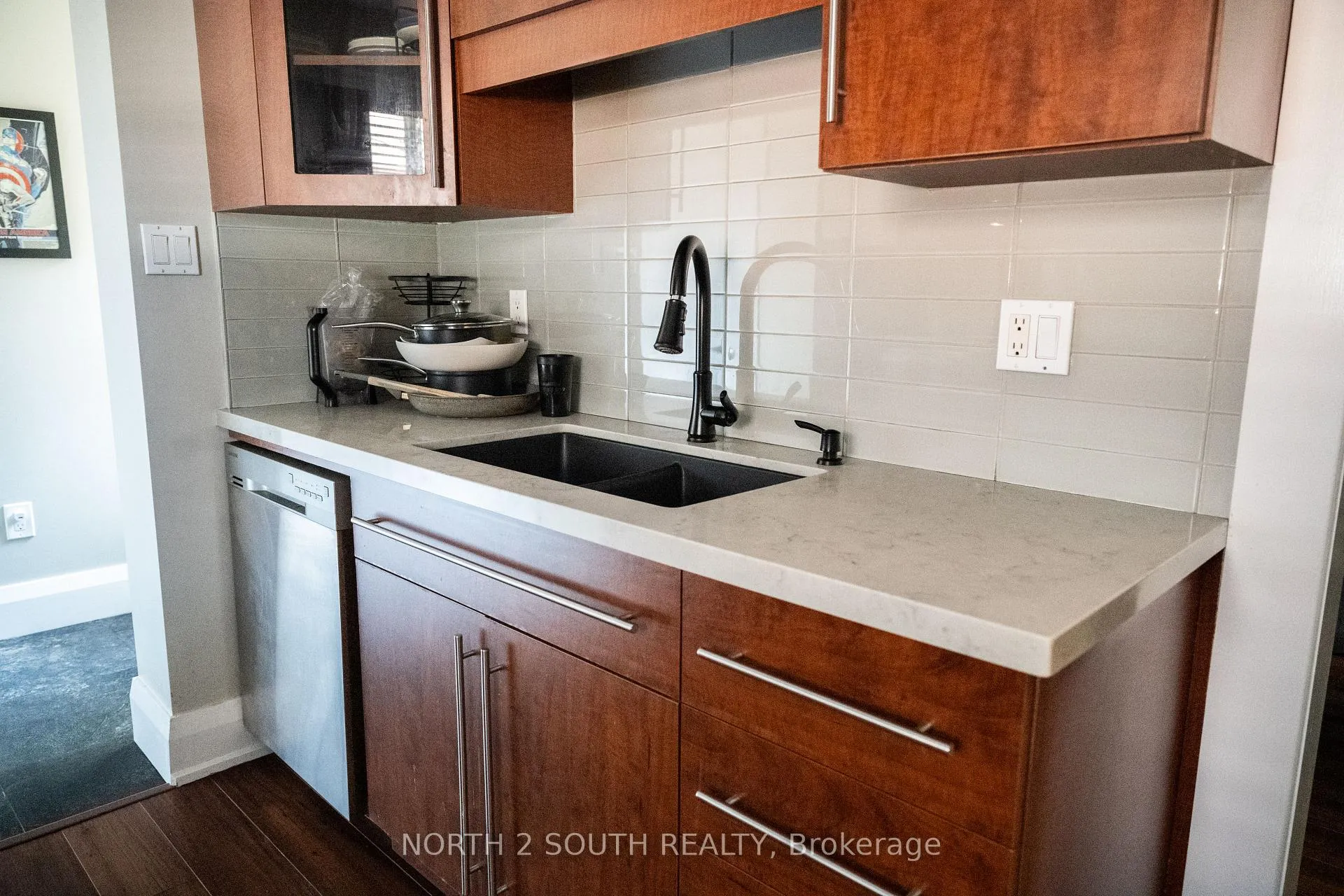 Photo 9 of 24 Abell Avenue, Vaughan, West Woodbridge — HOMEH
