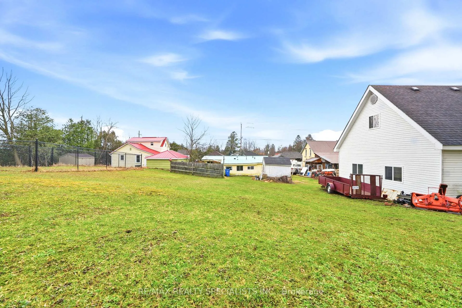Photo 38 of 273 Elgin Street S, West Grey — HOMEH