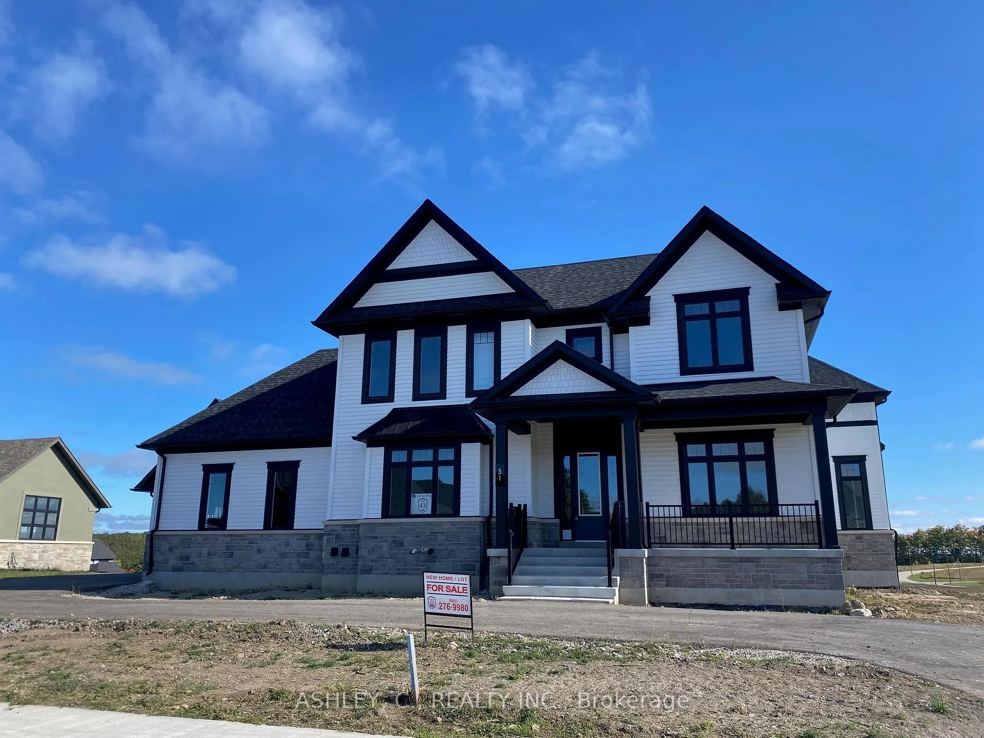 Photo 2 of 51 William Crisp Drive, Caledon, Alton — HOMEH