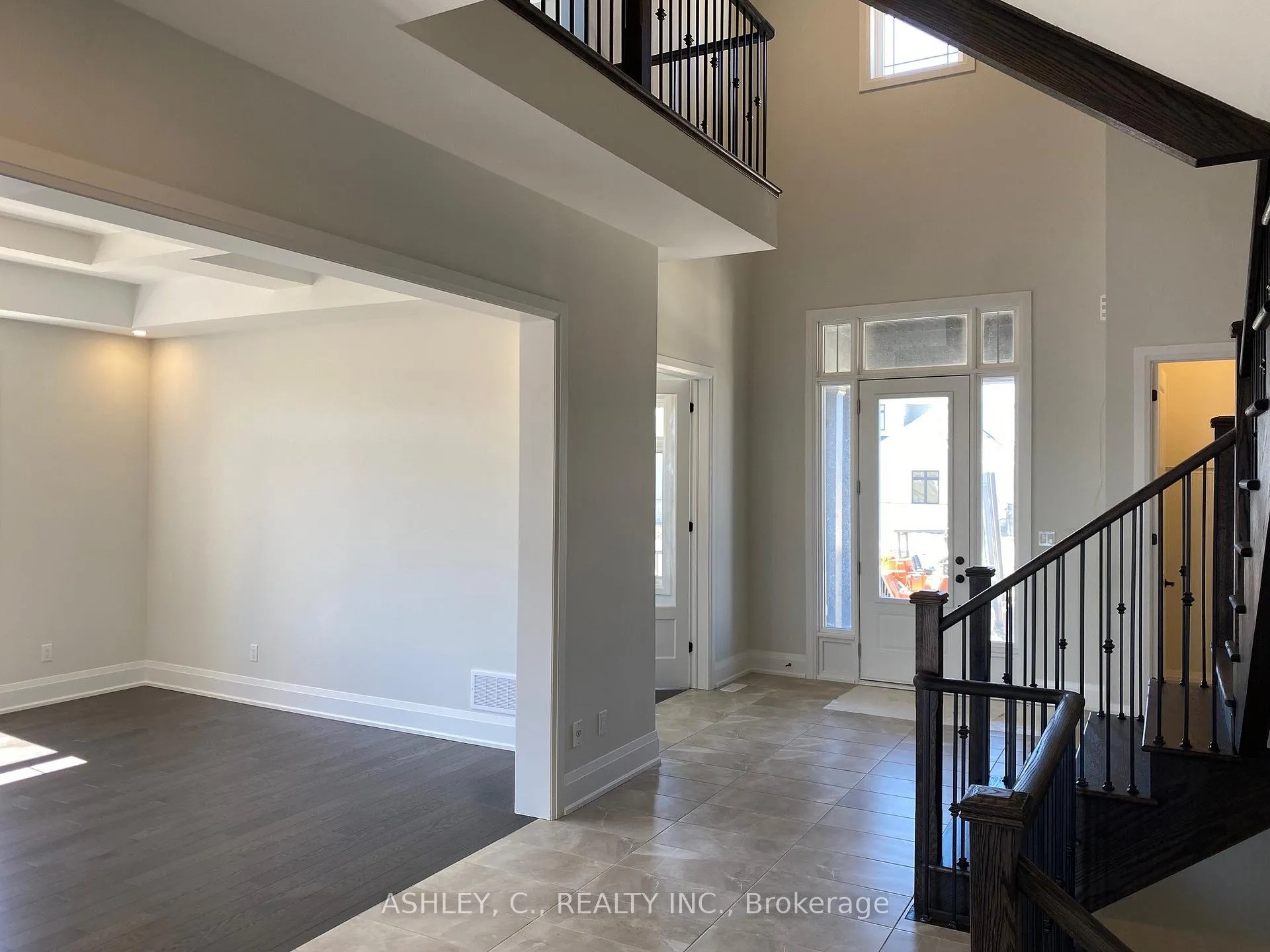Photo 5 of 51 William Crisp Drive, Caledon, Alton — HOMEH