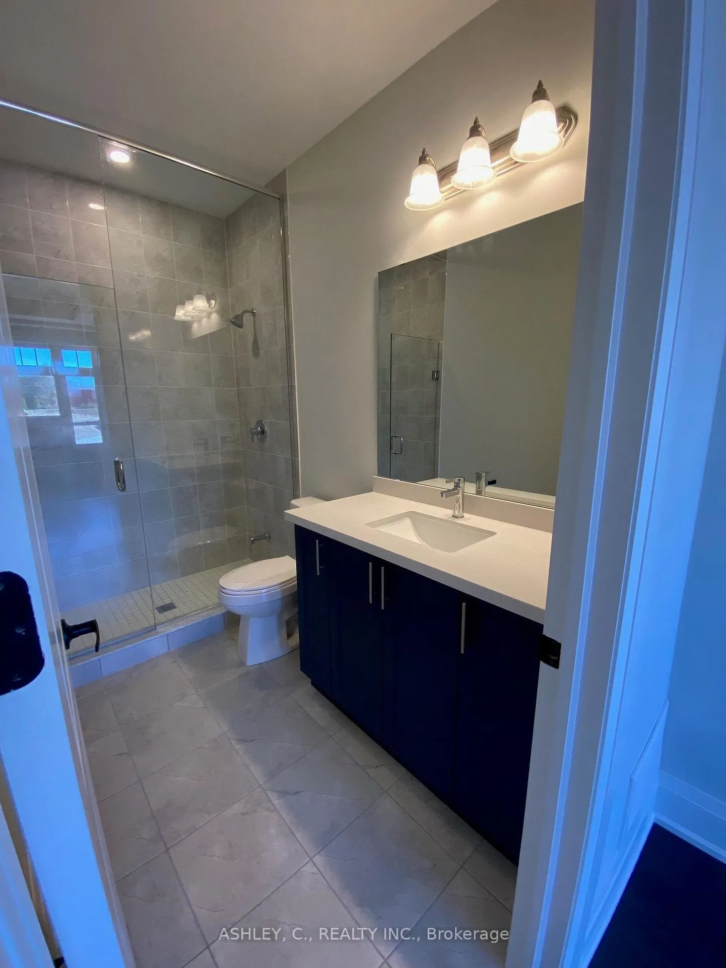 Photo 8 of 51 William Crisp Drive, Caledon, Alton — HOMEH