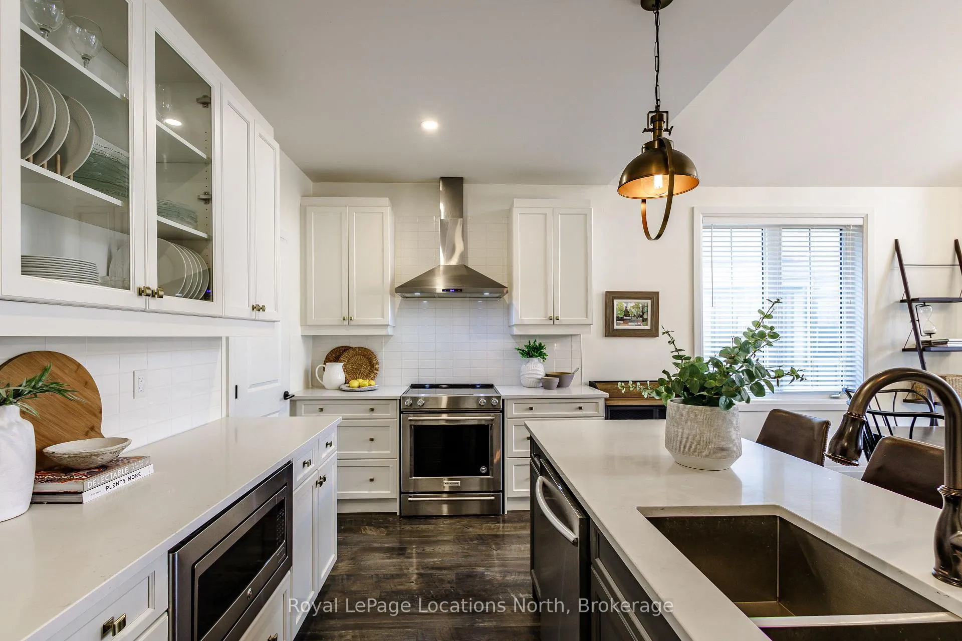 Photo 8 of 207 Yellow Birch Crescent, Blue Mountains — HOMEH