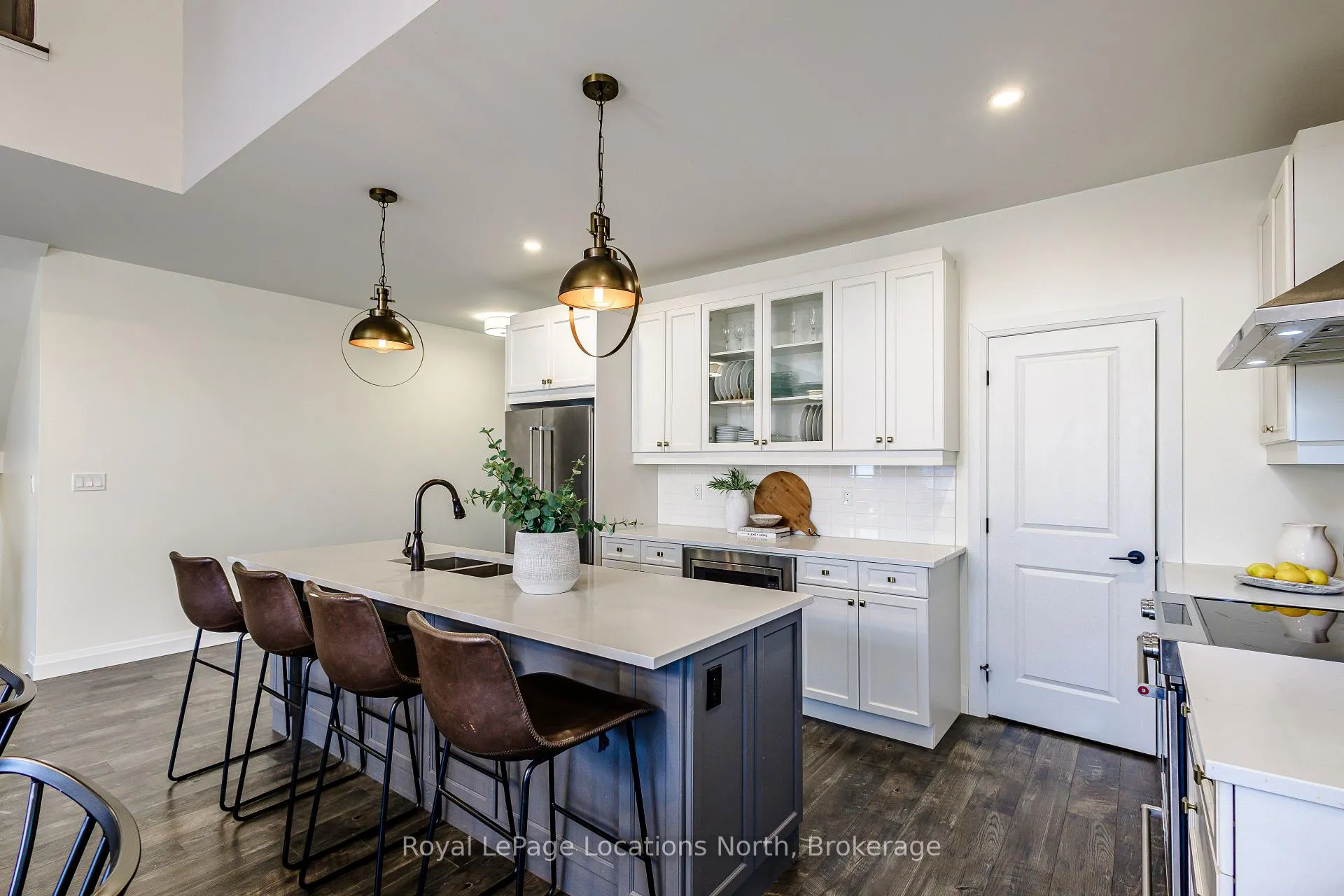 Photo 11 of 207 Yellow Birch Crescent, Blue Mountains — HOMEH