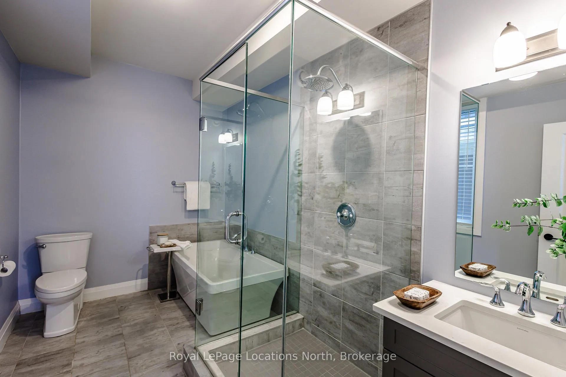 Photo 16 of 207 Yellow Birch Crescent, Blue Mountains — HOMEH