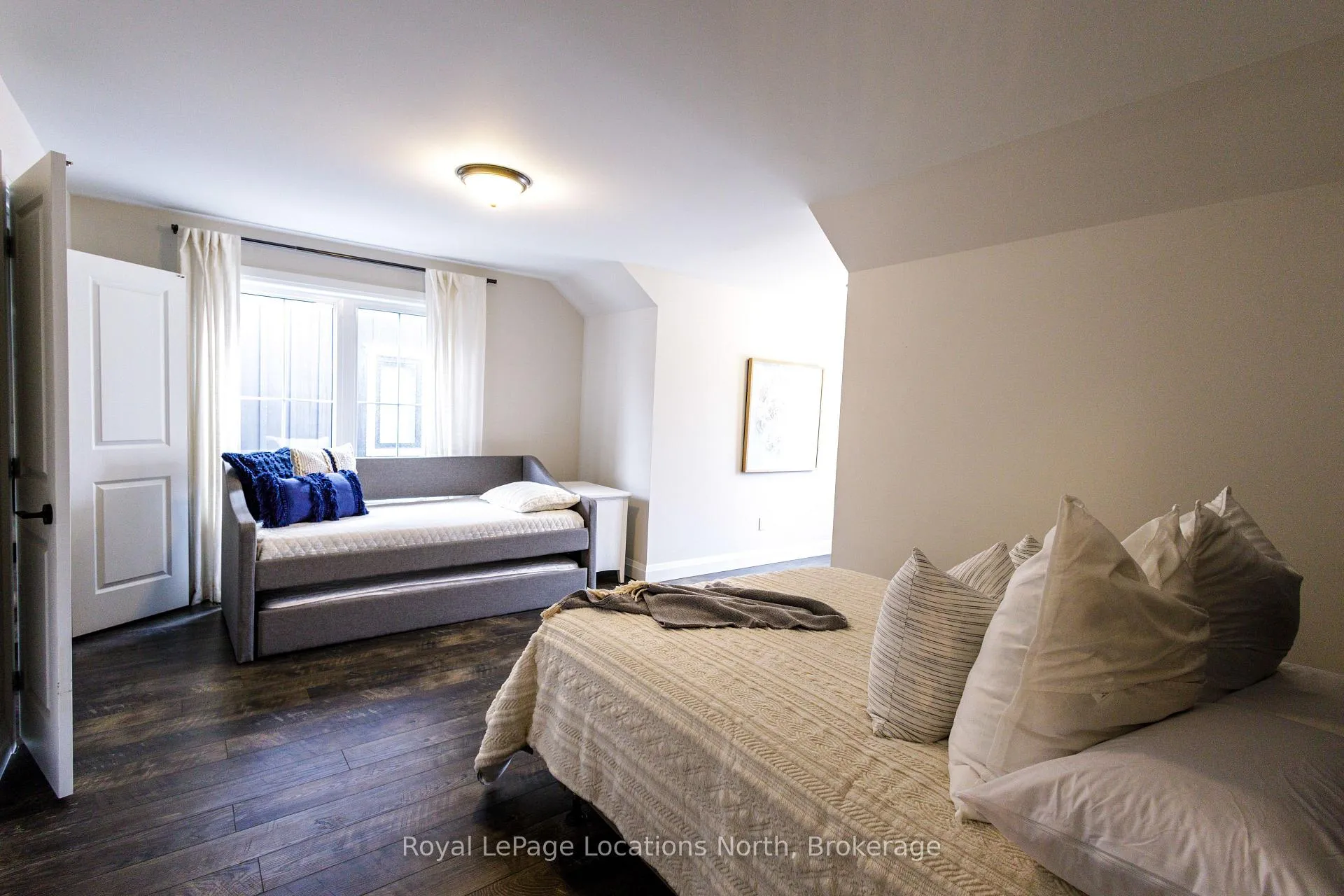 Photo 32 of 207 Yellow Birch Crescent, Blue Mountains — HOMEH