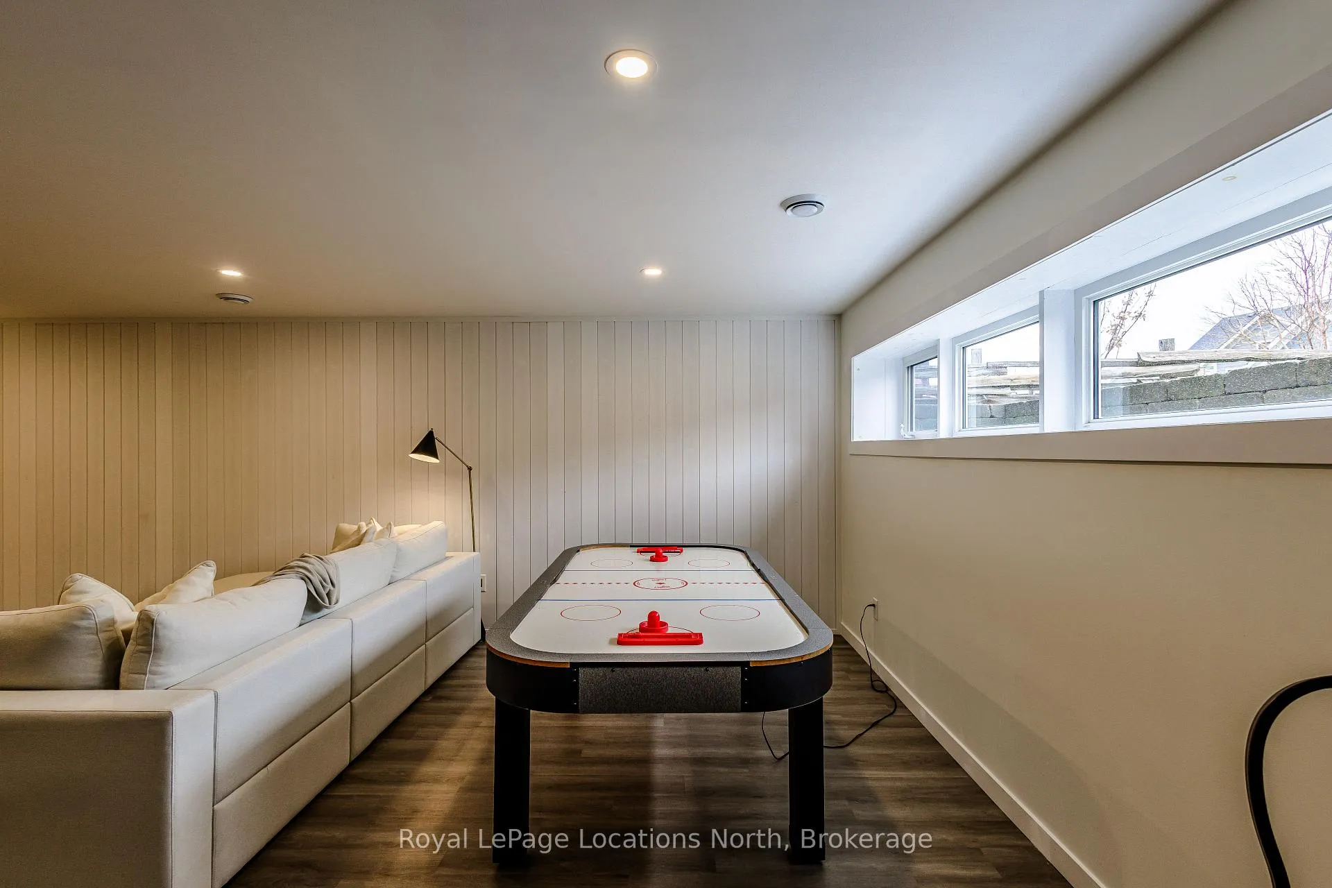 Photo 38 of 207 Yellow Birch Crescent, Blue Mountains — HOMEH