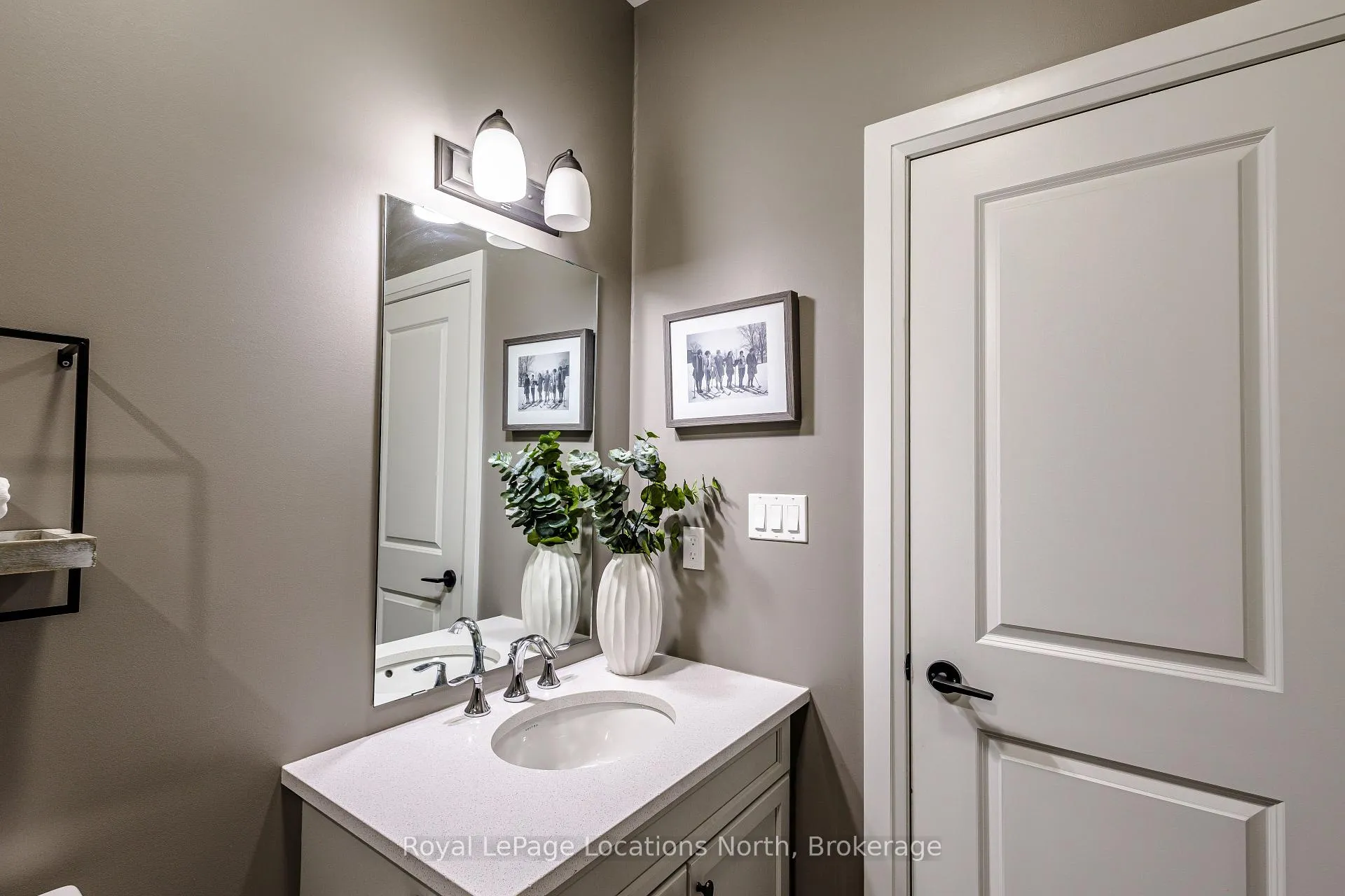 Photo 41 of 207 Yellow Birch Crescent, Blue Mountains — HOMEH