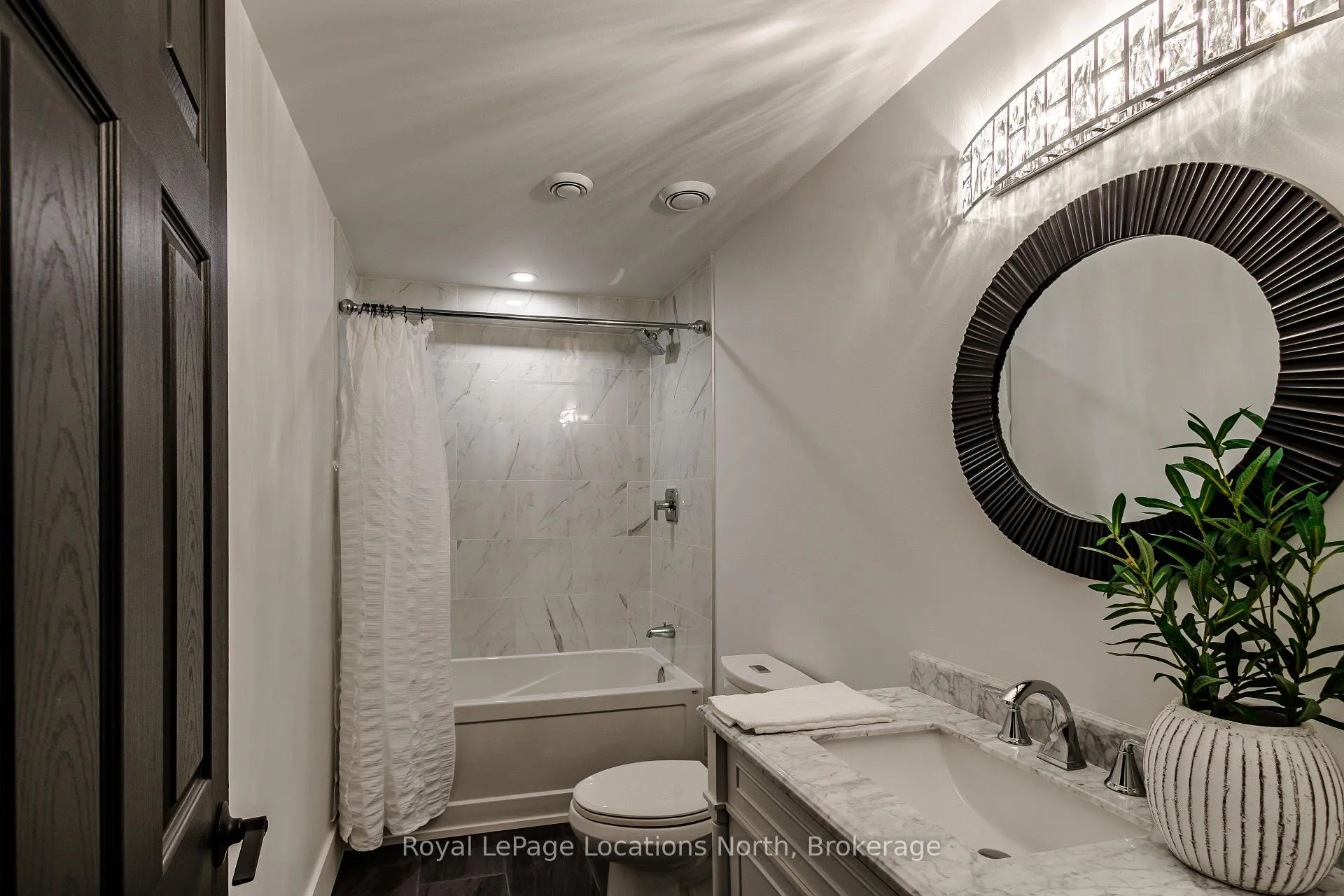Photo 42 of 207 Yellow Birch Crescent, Blue Mountains — HOMEH