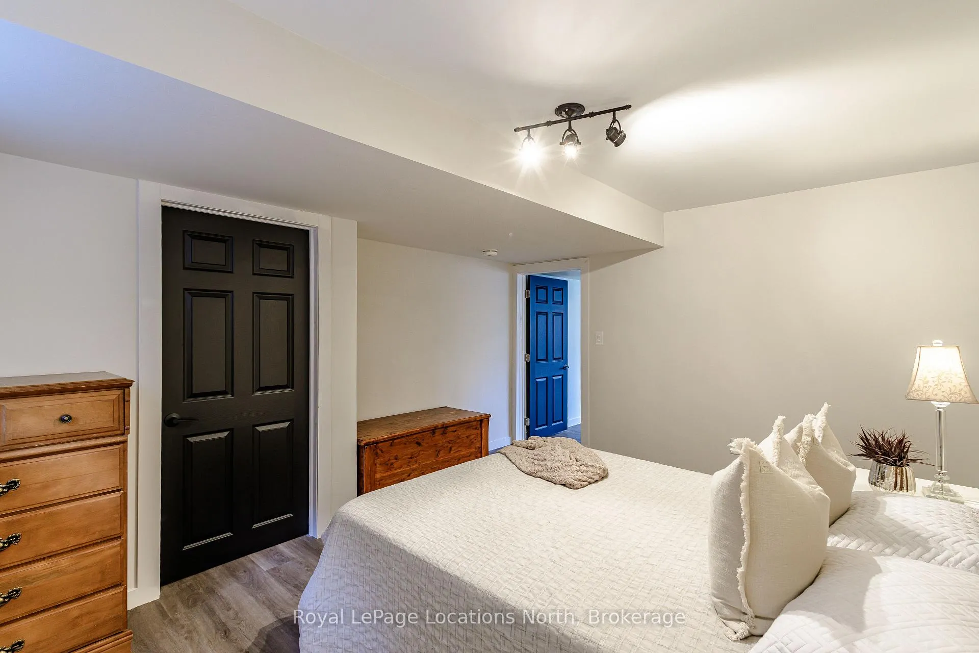 Photo 44 of 207 Yellow Birch Crescent, Blue Mountains — HOMEH