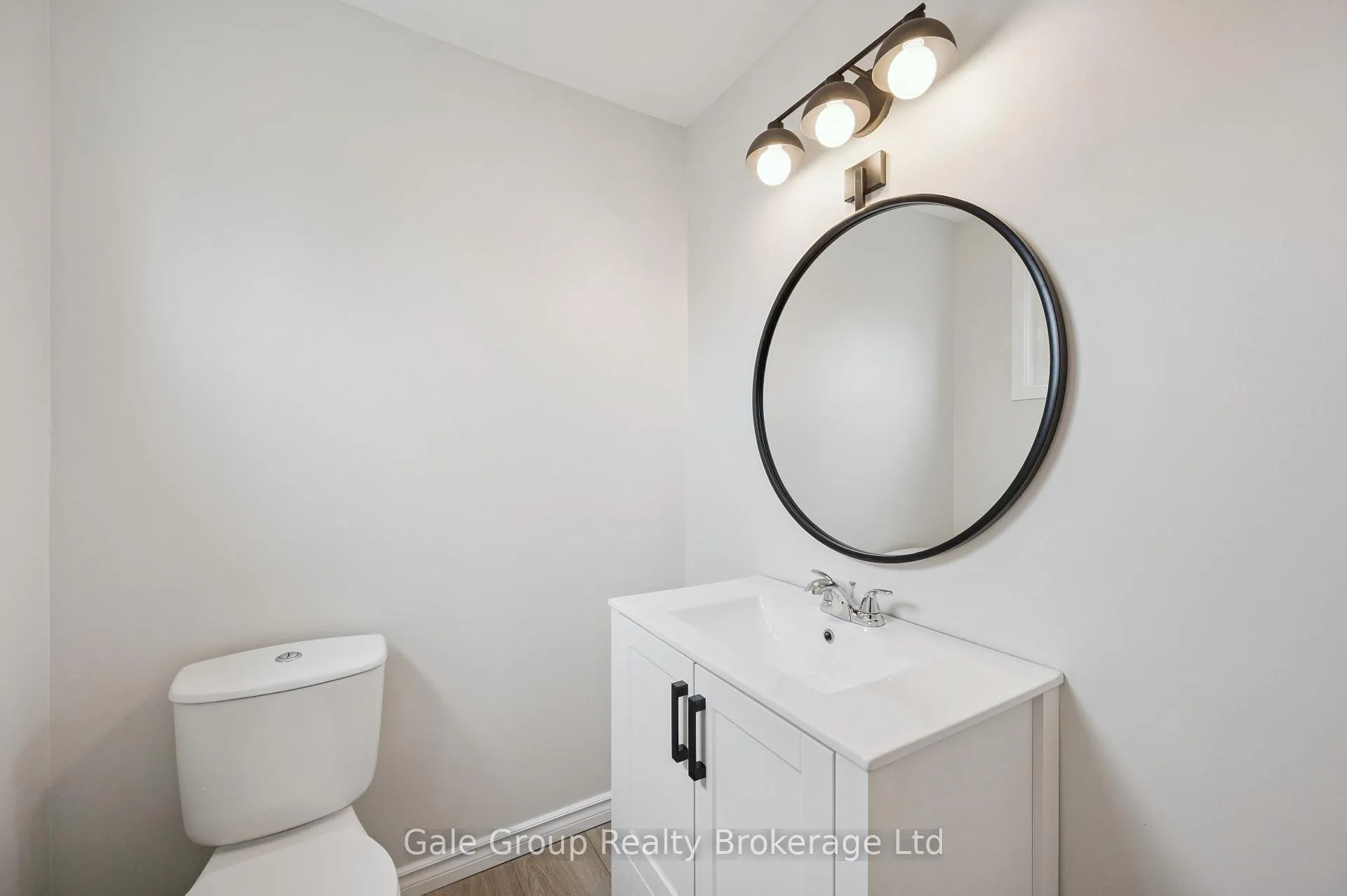 Photo 21 of 165 Brookside Crescent, Kitchener — HOMEH