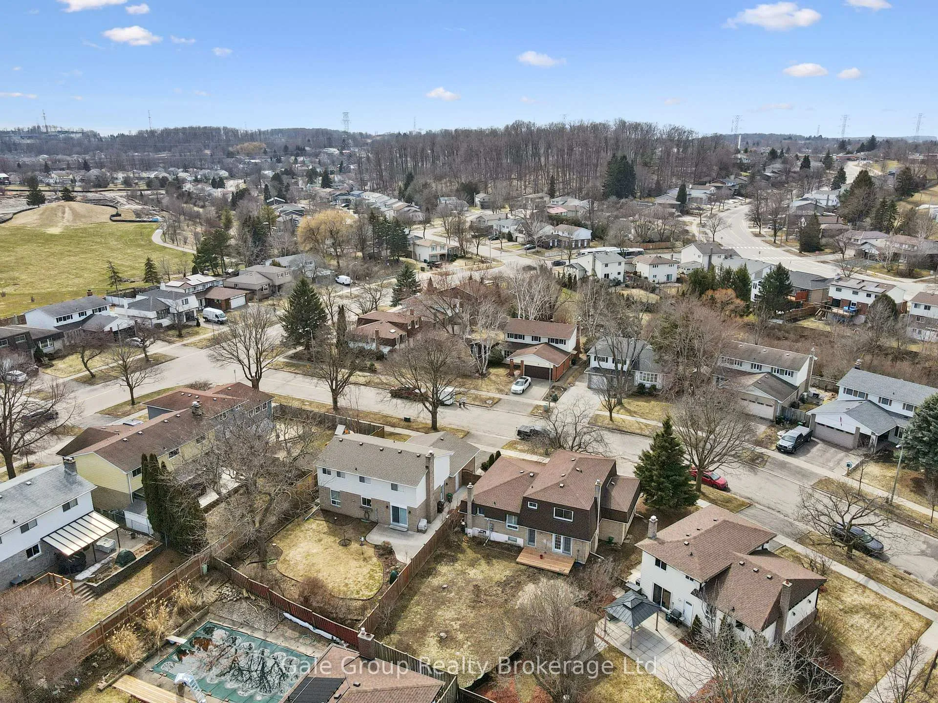 Photo 29 of 165 Brookside Crescent, Kitchener — HOMEH