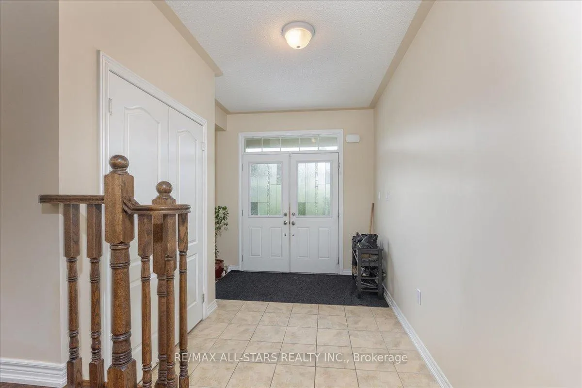 Photo 3 of 27 Scotia Road, Georgina, Sutton & Jackson's Point — HOMEH