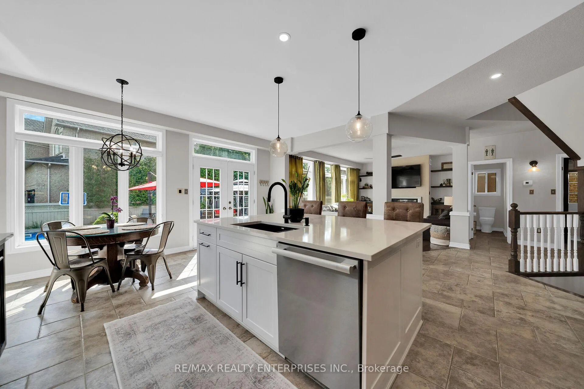 Photo 9 of 177 Joshua Avenue, Hamilton, Ancaster — HOMEH