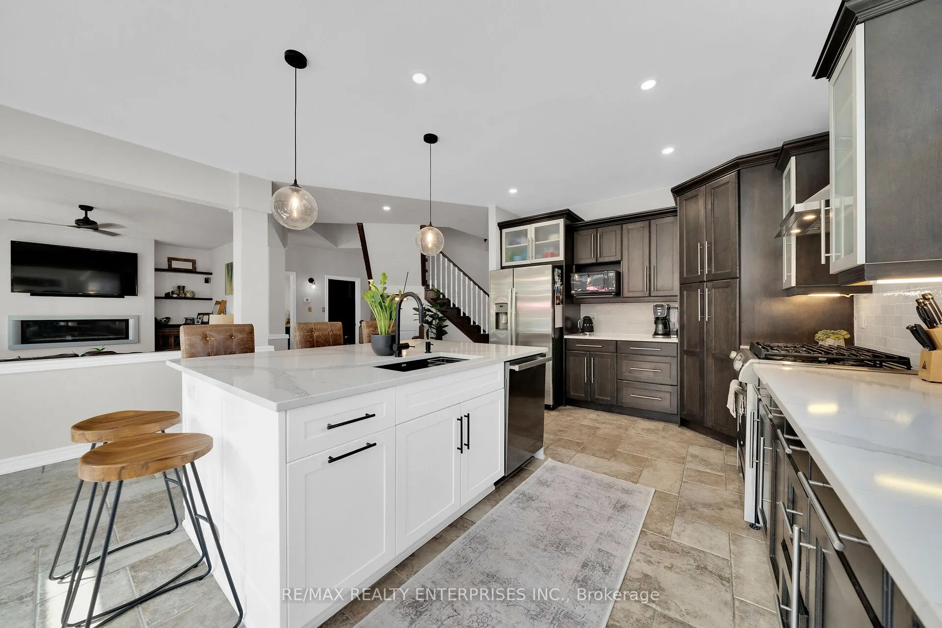 Photo 10 of 177 Joshua Avenue, Hamilton, Ancaster — HOMEH